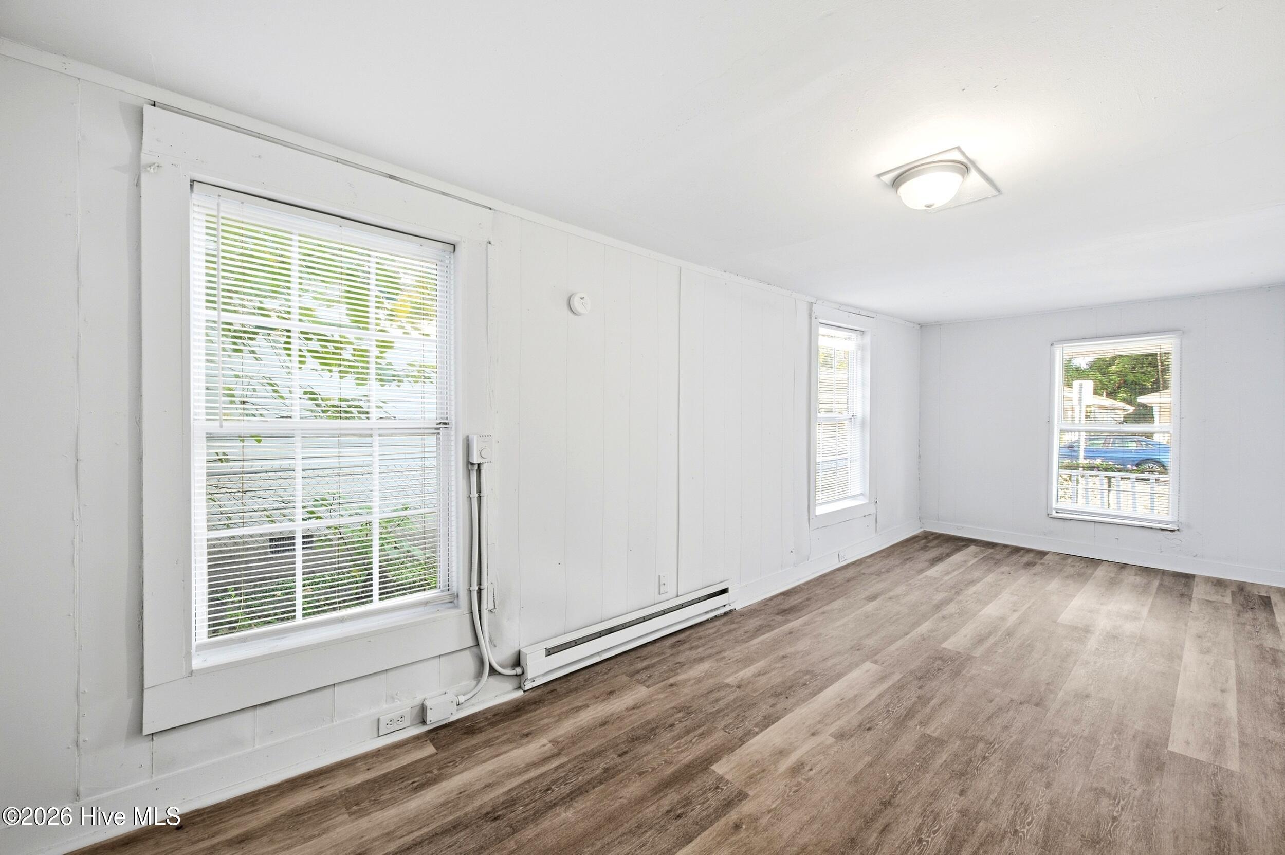 922 Dock Street Property Photo 10