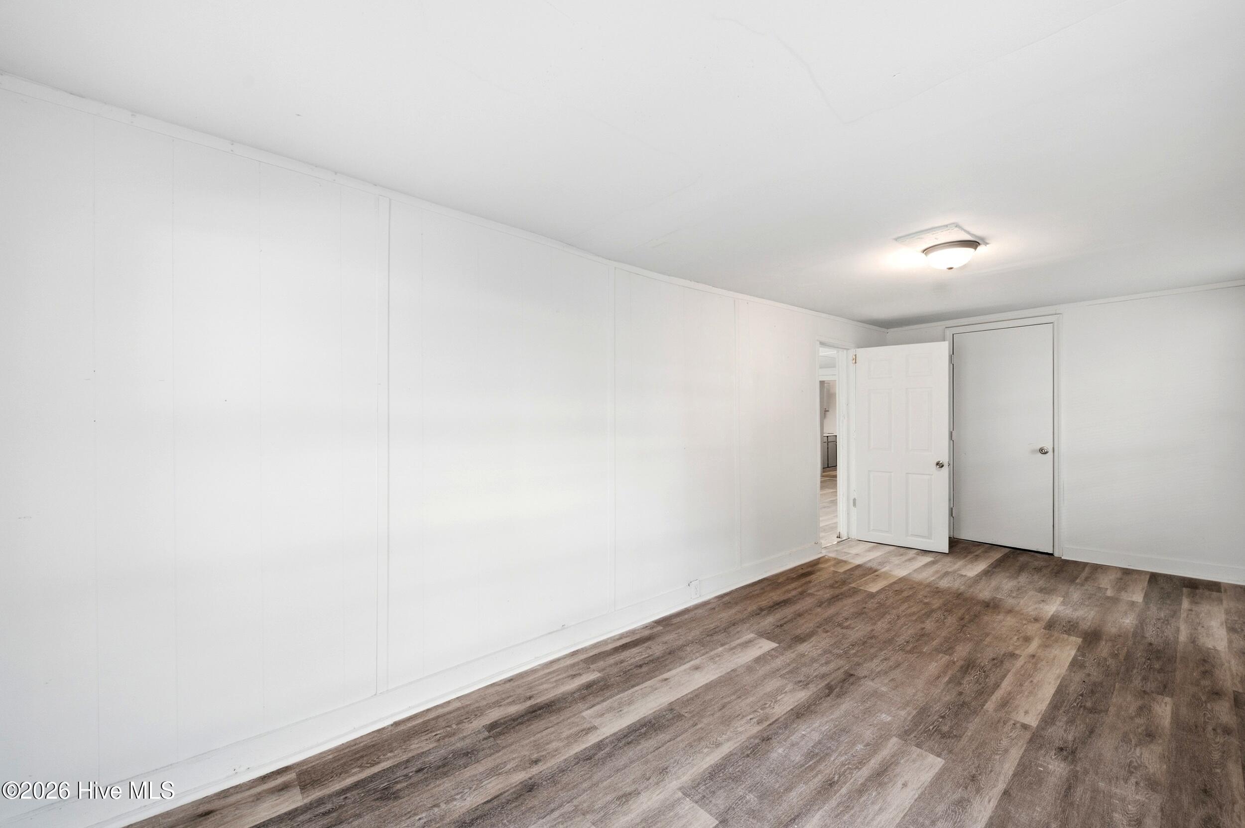922 Dock Street Property Photo 12