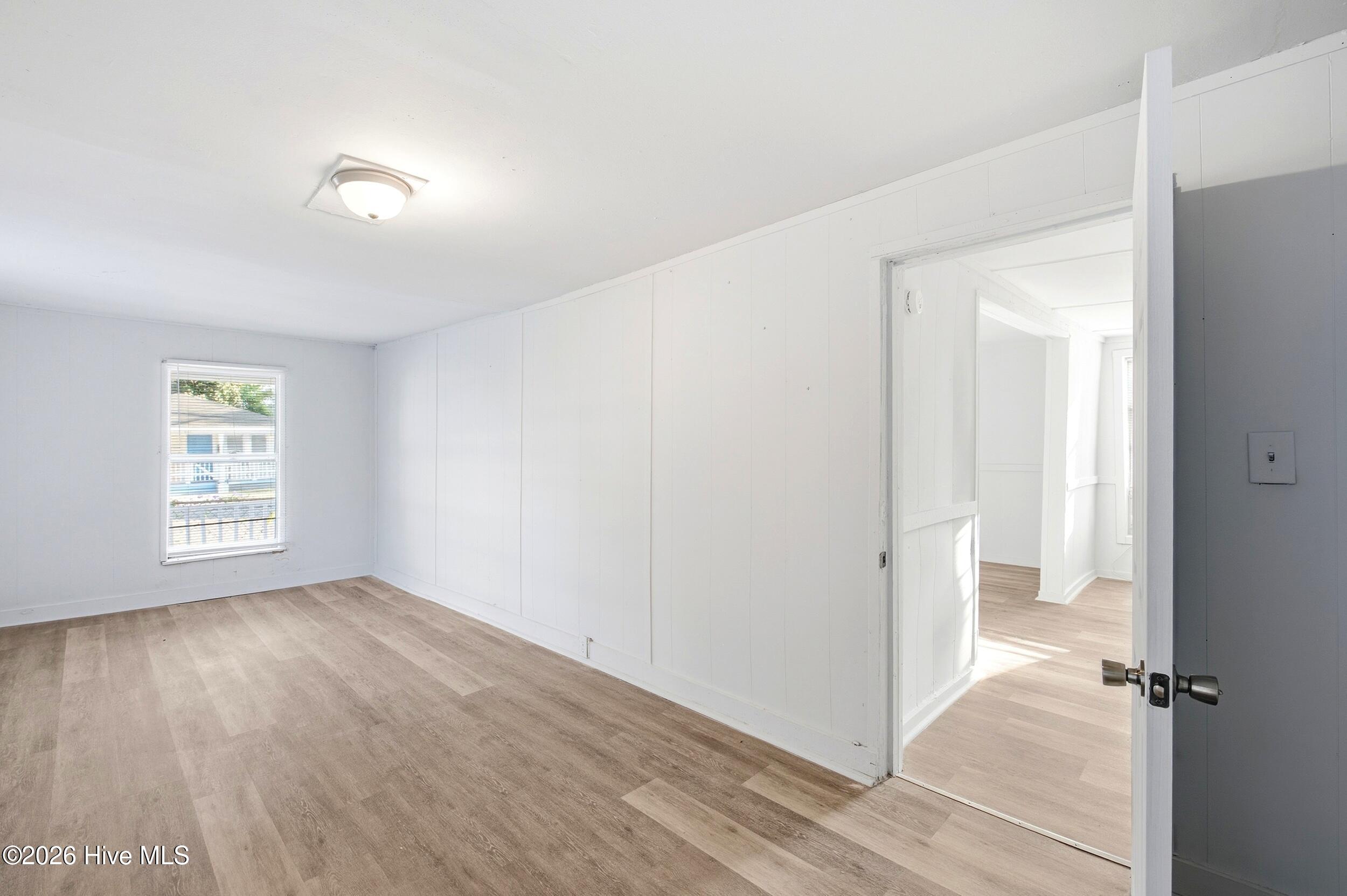 922 Dock Street Property Photo 13
