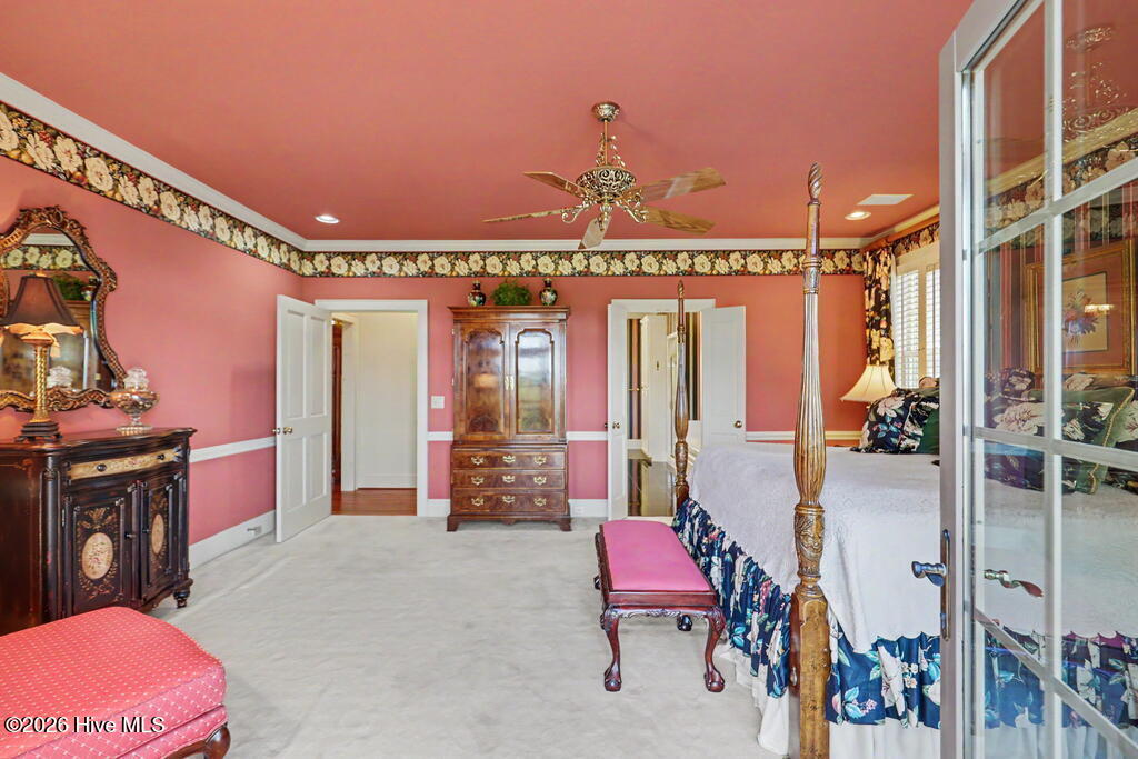 1035 Summit Way Property Photo 26