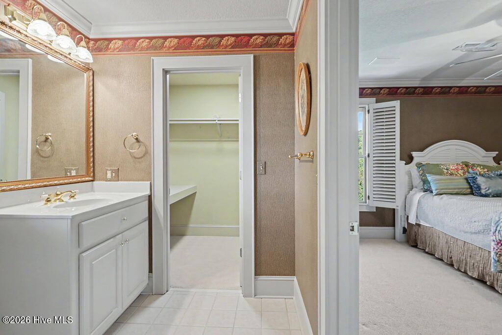 1035 Summit Way Property Photo 35