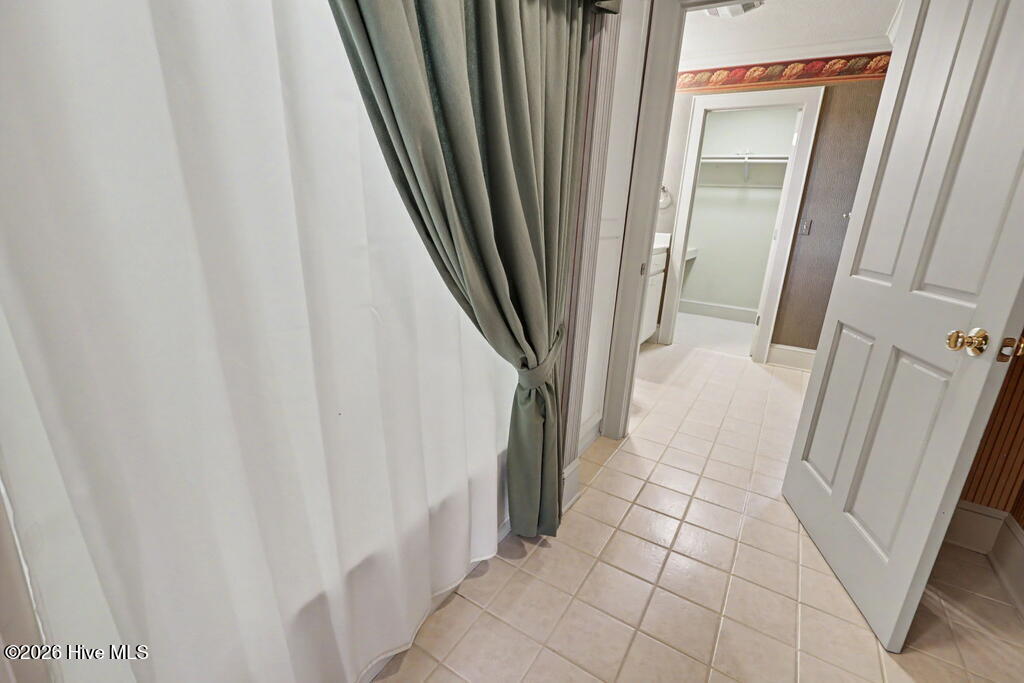 1035 Summit Way Property Photo 36