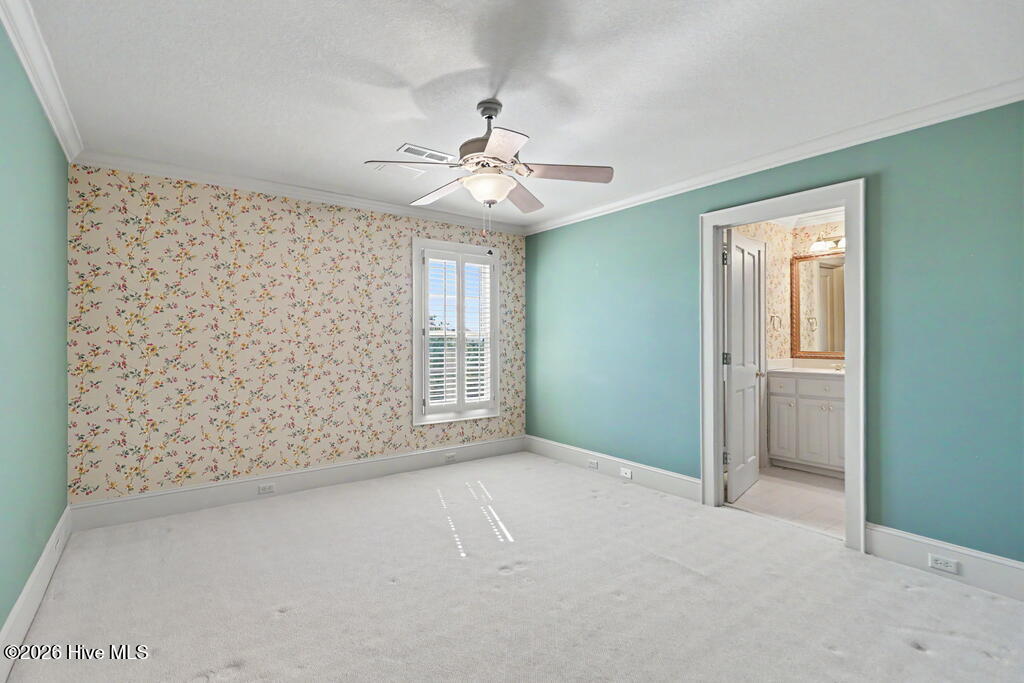 1035 Summit Way Property Photo 38