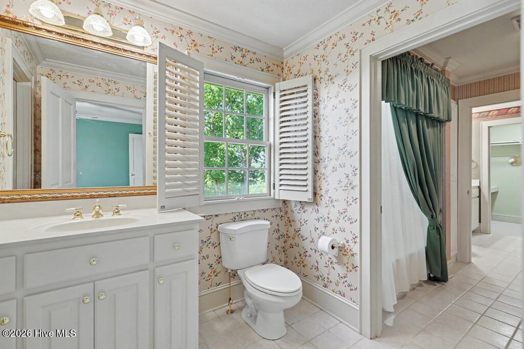 1035 Summit Way Property Photo 39