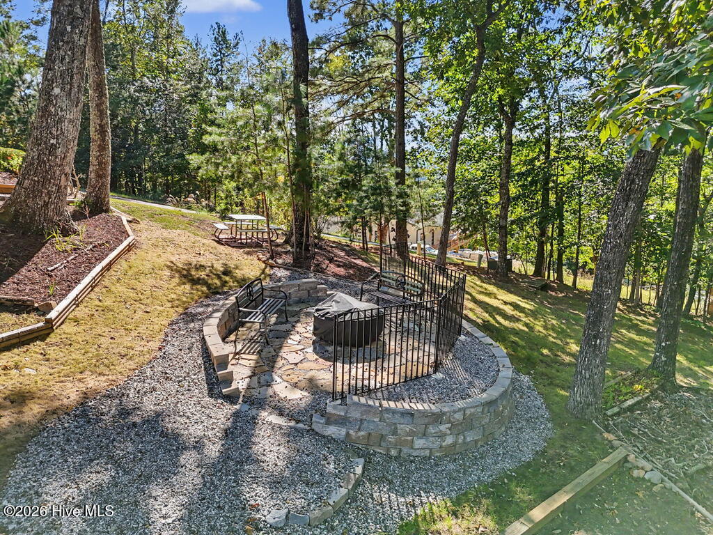 1035 Summit Way Property Photo 60