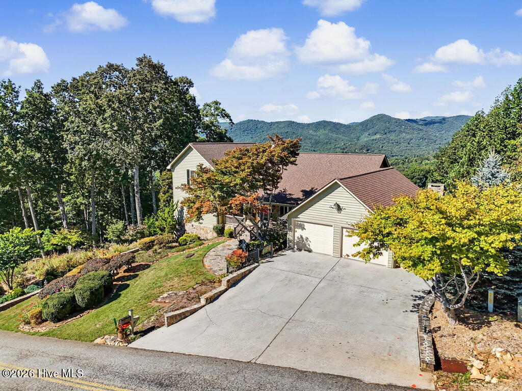 1035 Summit Way Property Photo 68