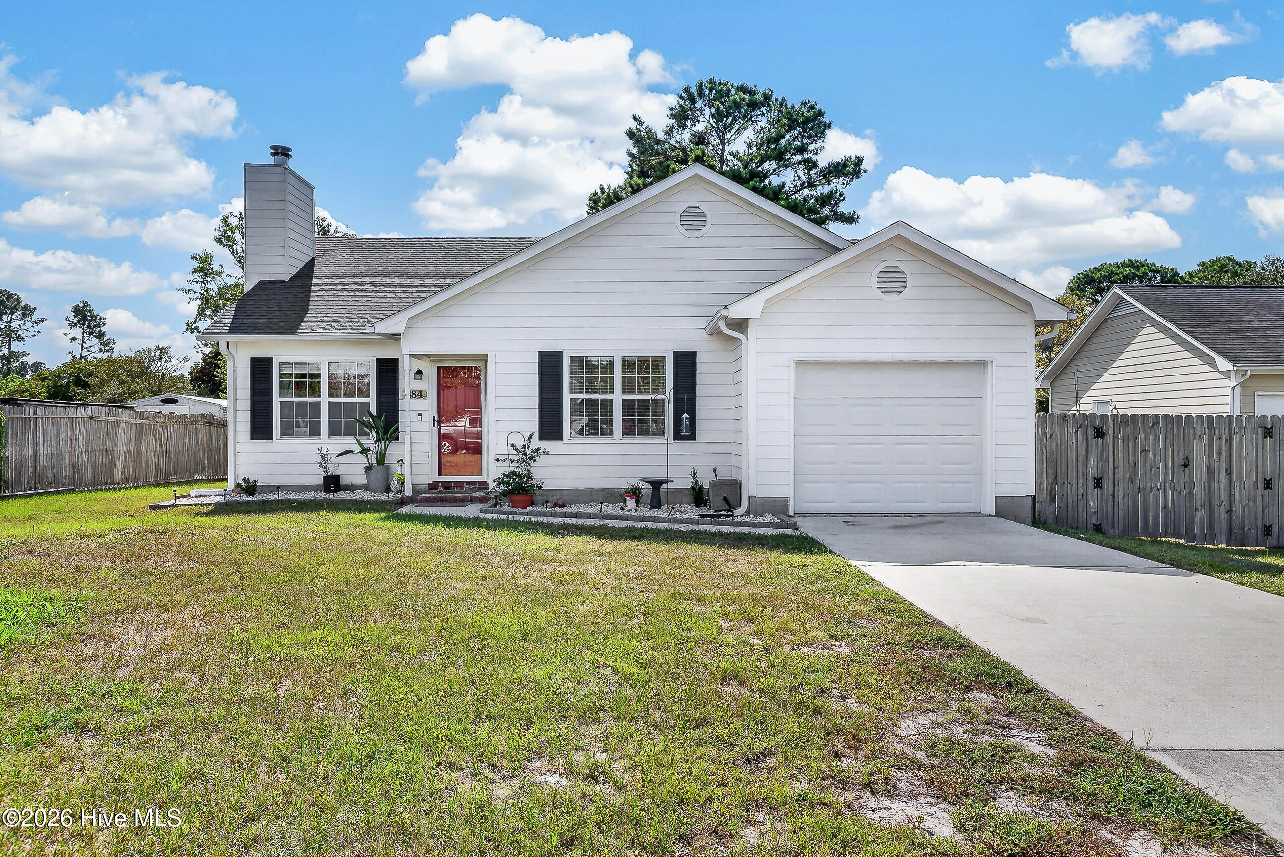 484 Sand Ridge Road Property Photo 1