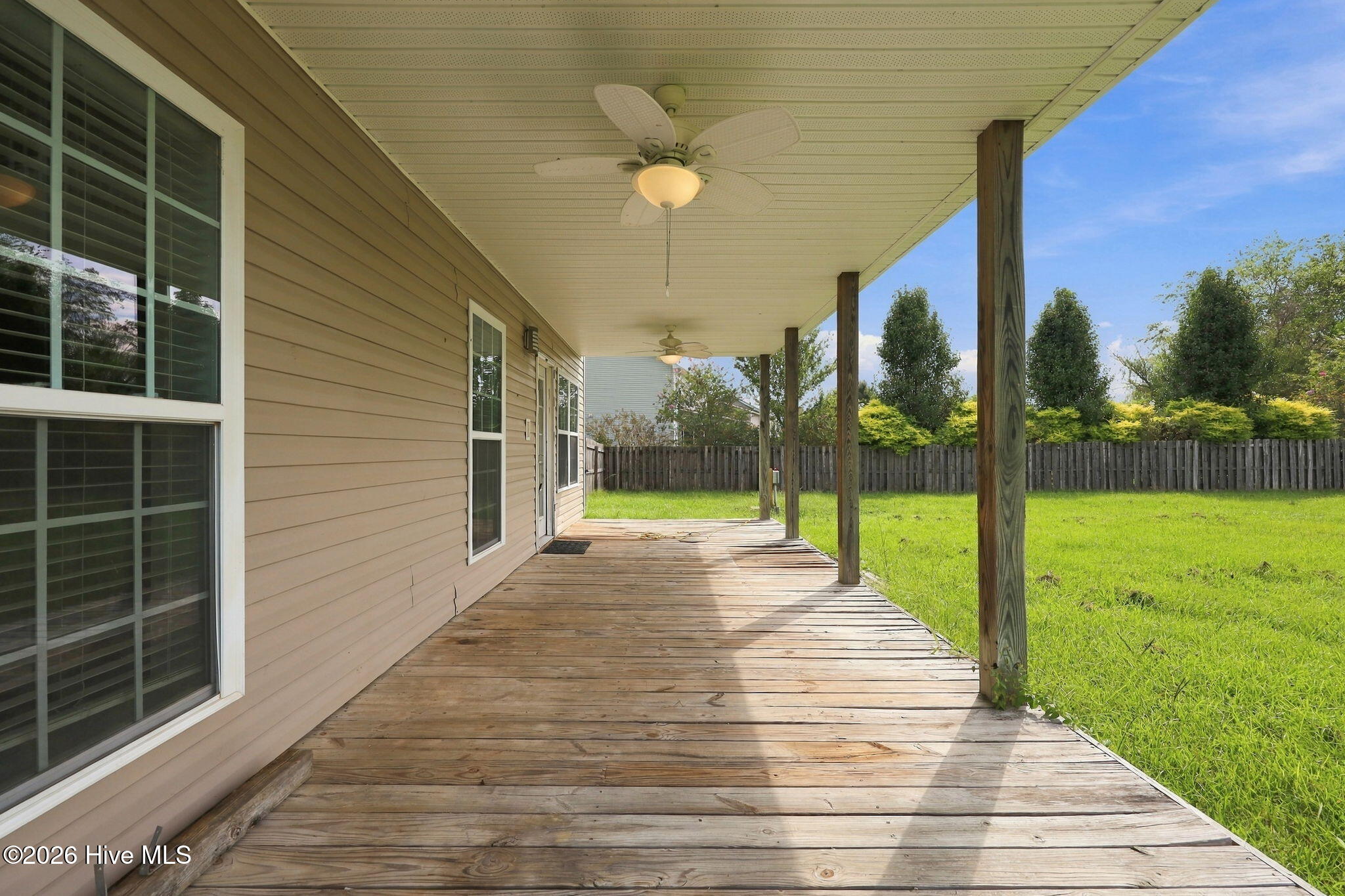 116 Spring Leaf Lane Property Photo 9