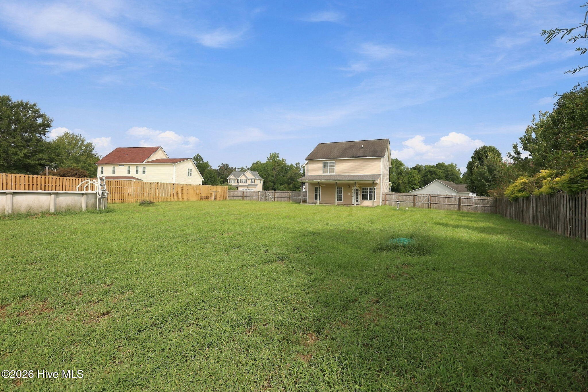 116 Spring Leaf Lane Property Photo 11