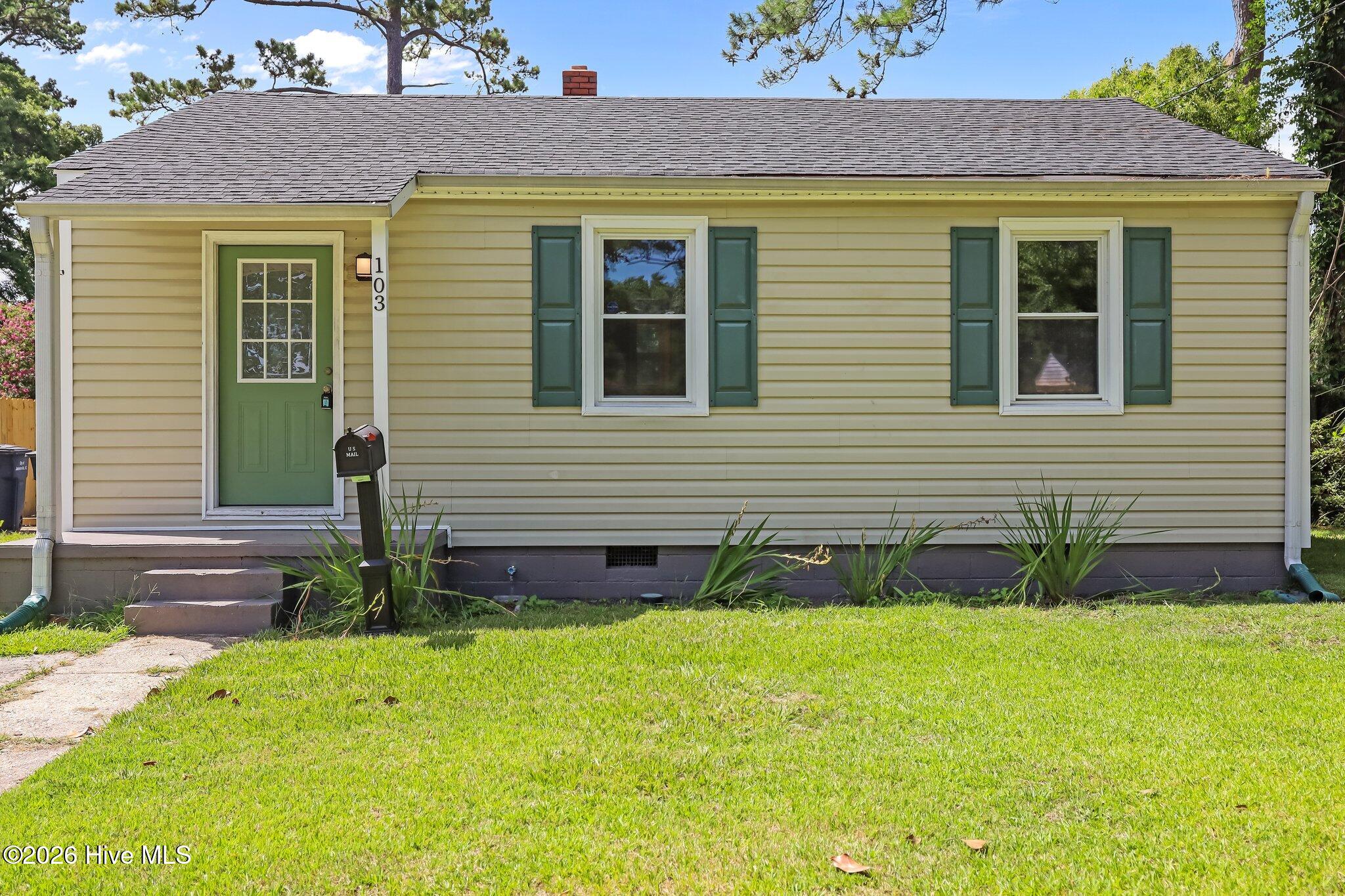 103 Robin Road Property Photo 1
