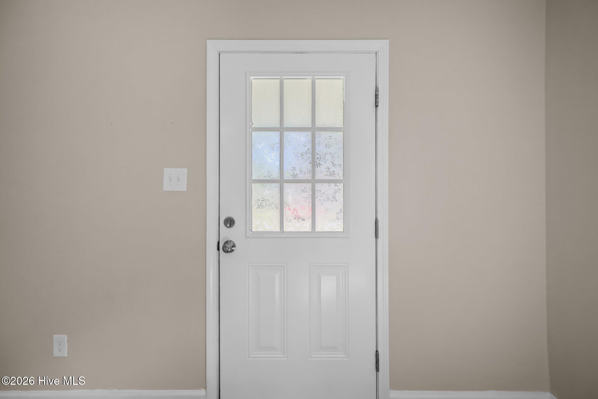 103 Robin Road Property Photo 6