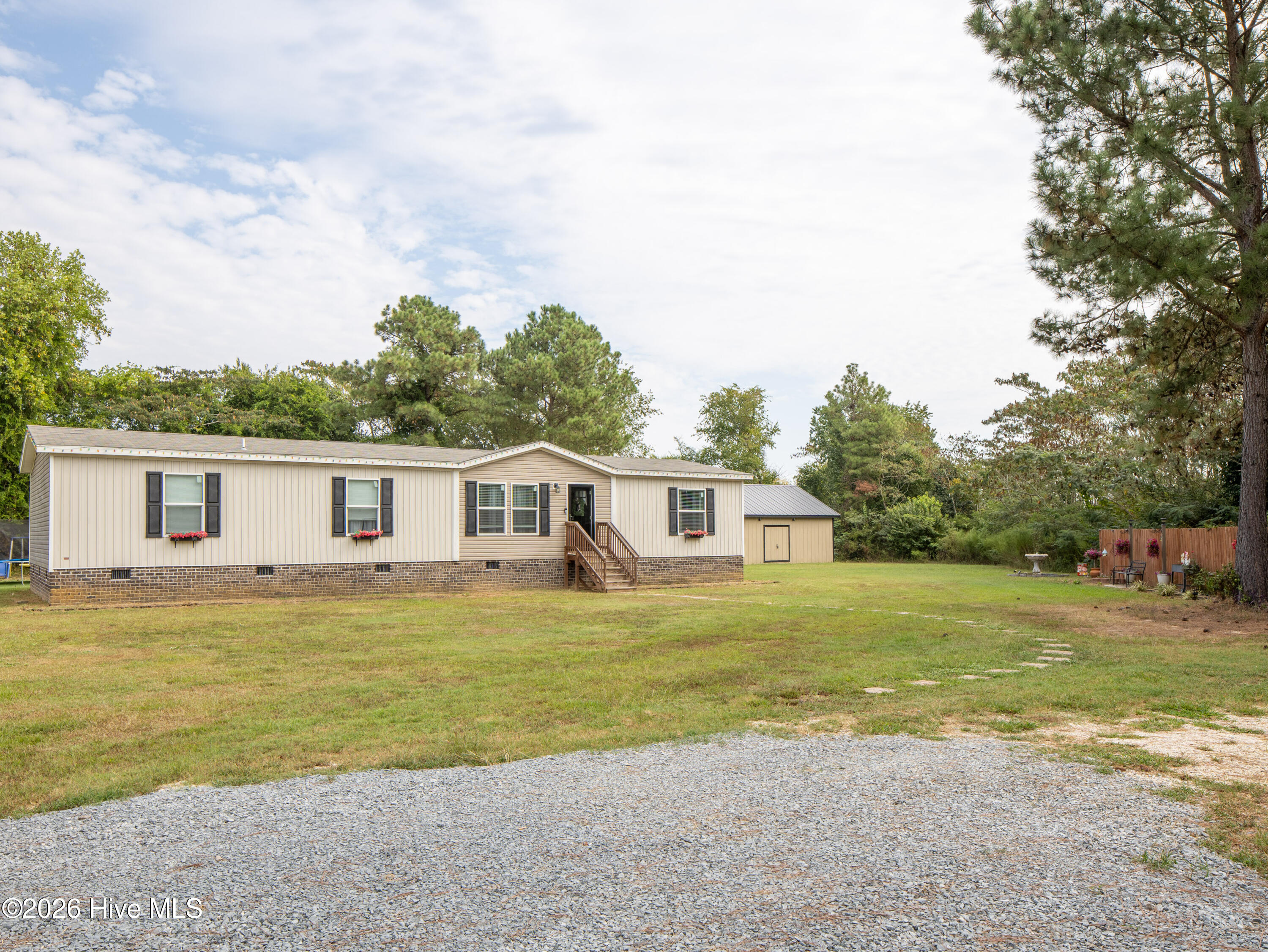 107 Lori Lane Property Photo 2