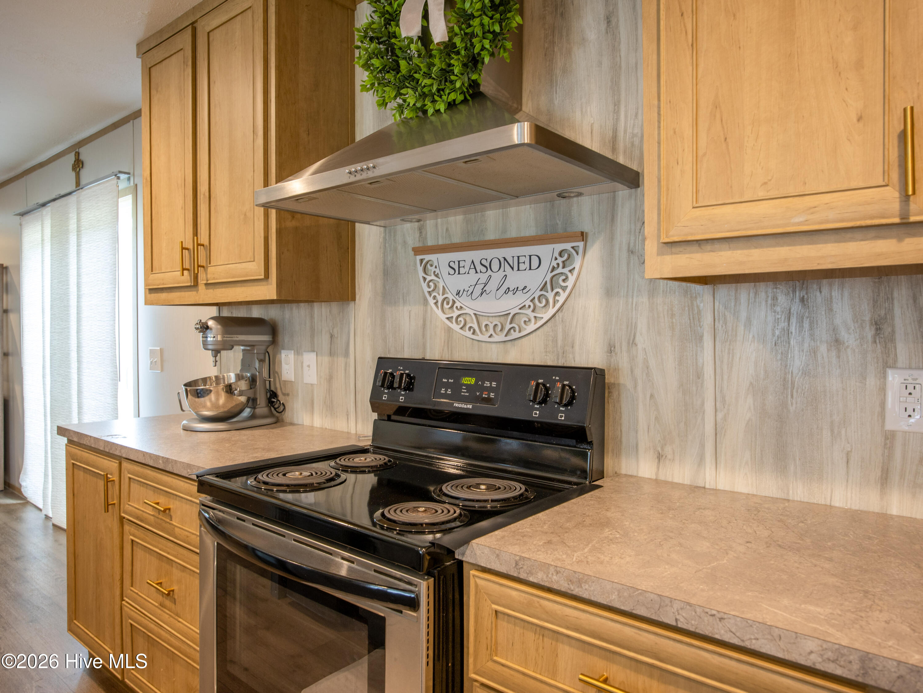 107 Lori Lane Property Photo 6