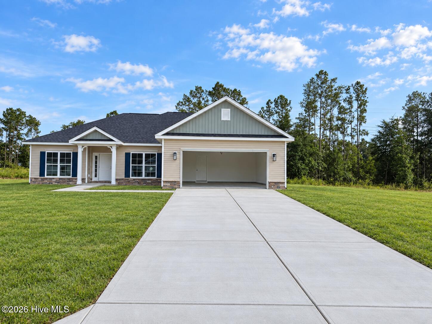 1077 Wood Creek Road Ne Property Photo 1