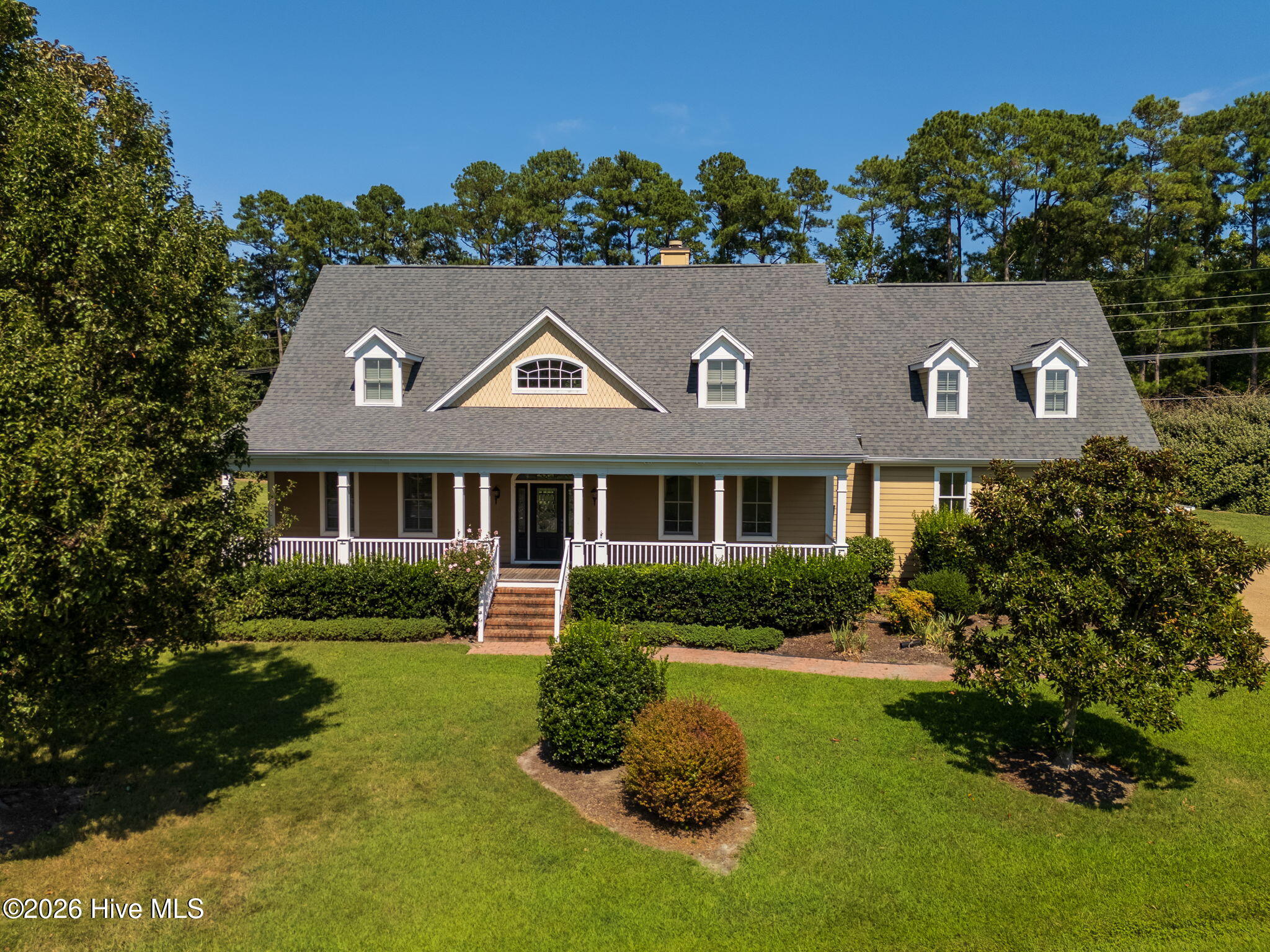 147 Lakeside Drive Property Photo 1