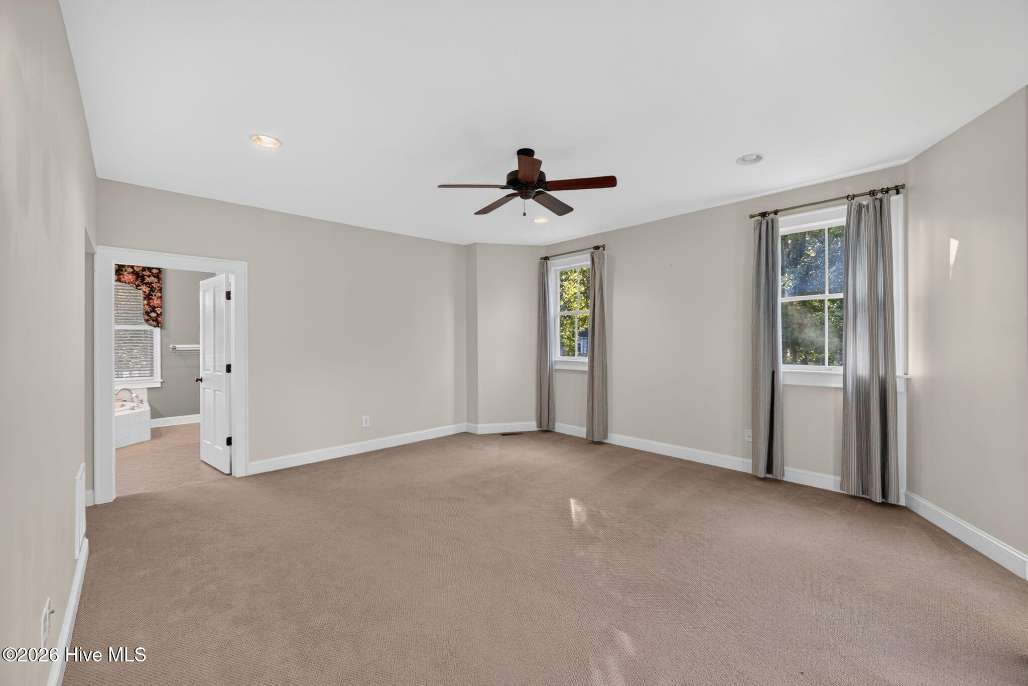 147 Lakeside Drive Property Photo 18