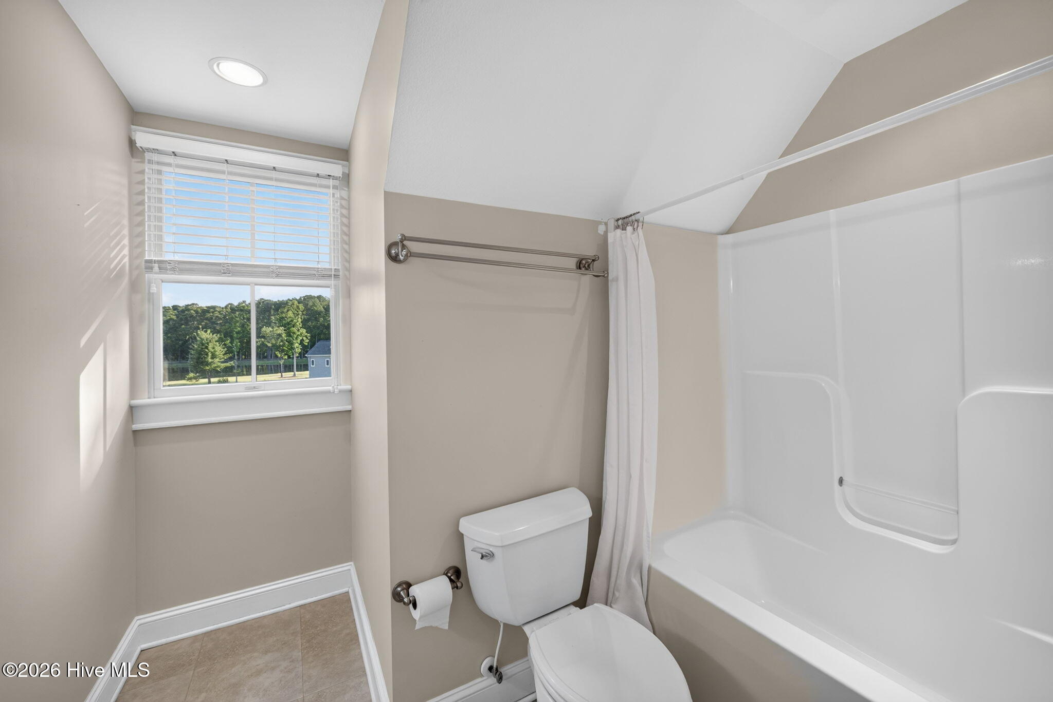 147 Lakeside Drive Property Photo 26