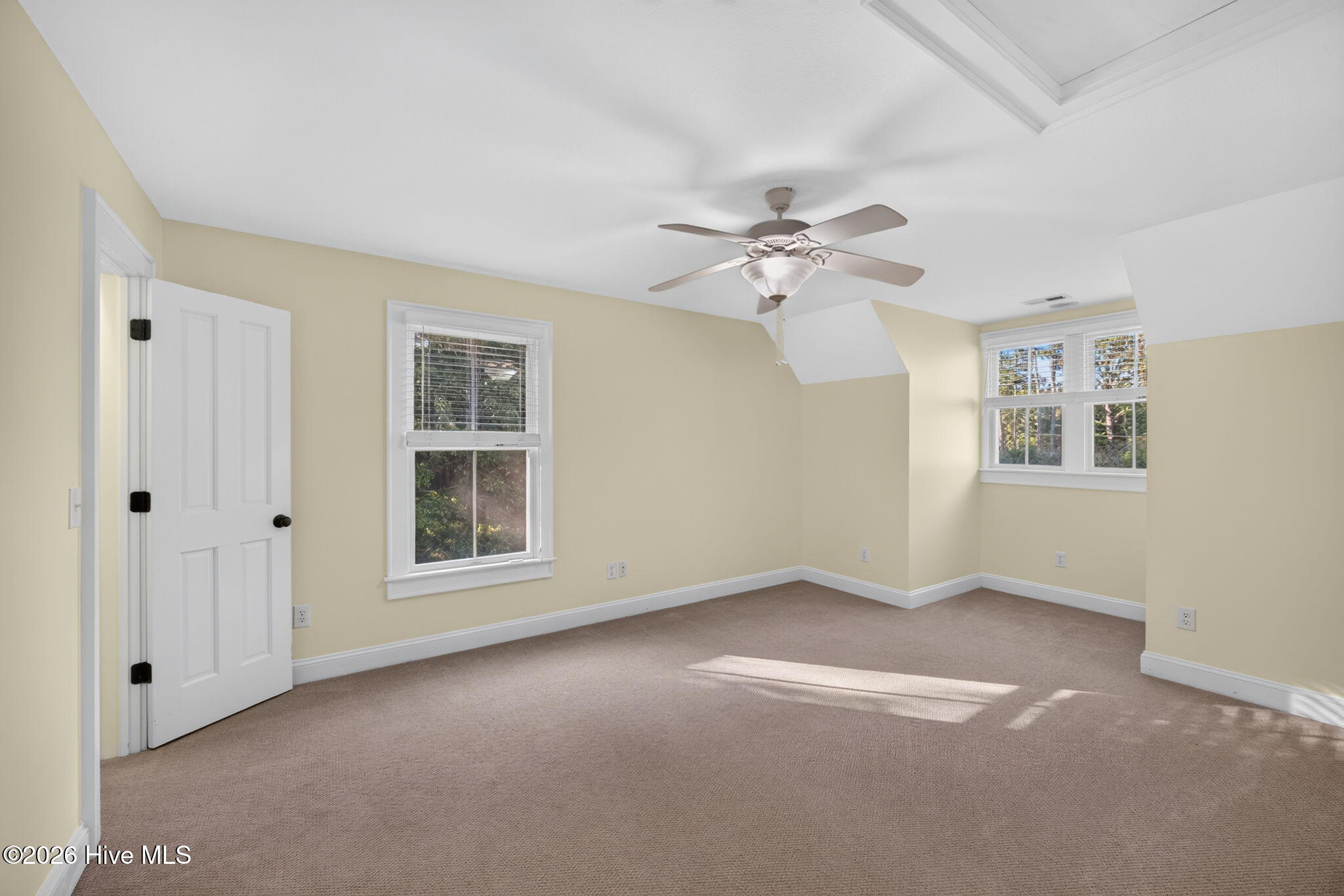 147 Lakeside Drive Property Photo 31