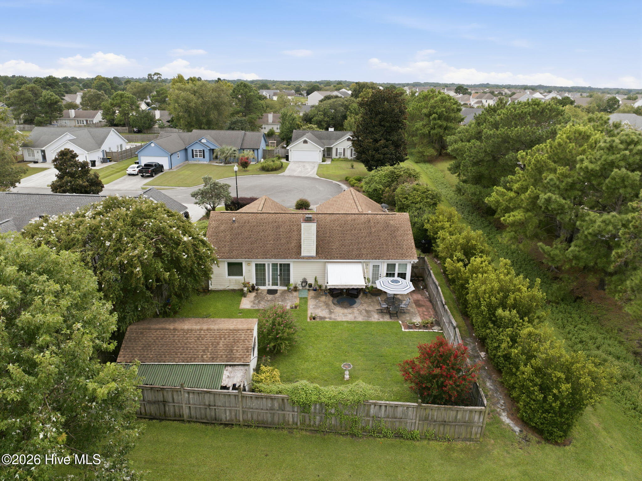 320 Smallwood Court Property Photo 7