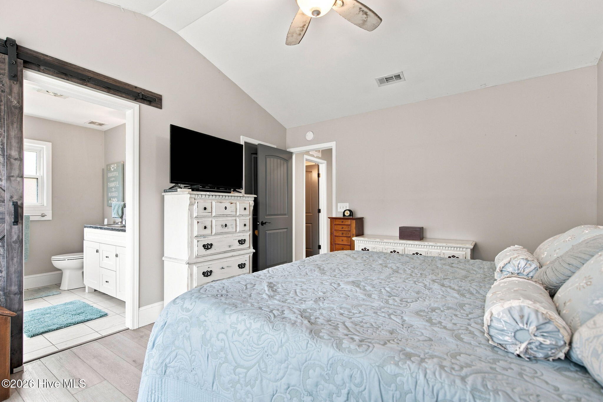 320 Smallwood Court Property Photo 15
