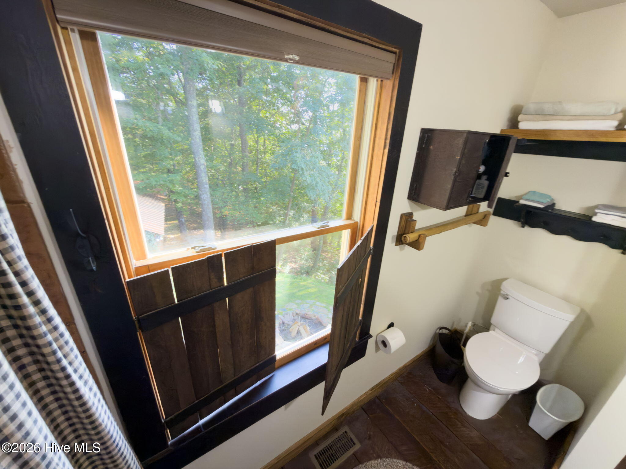 1300 Timberwood Drive Property Photo 94
