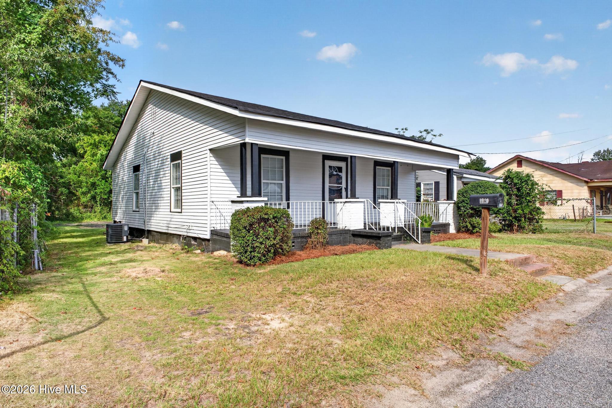 1426 Essie Mcintyre Boulevard Property Photo 2