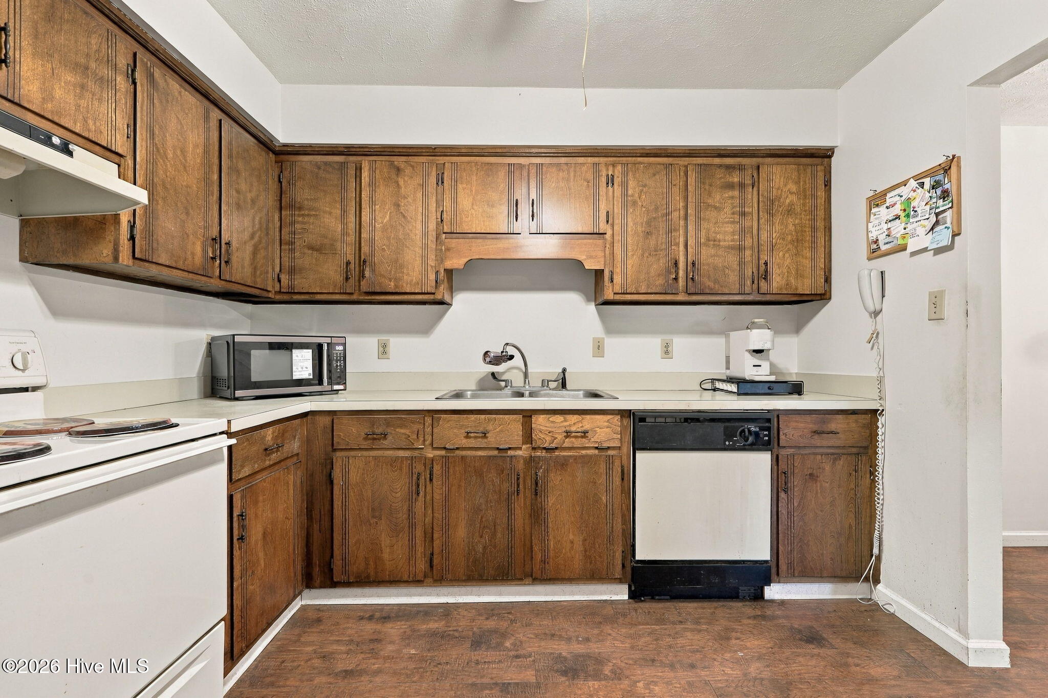 602 Farm Court Property Photo 6