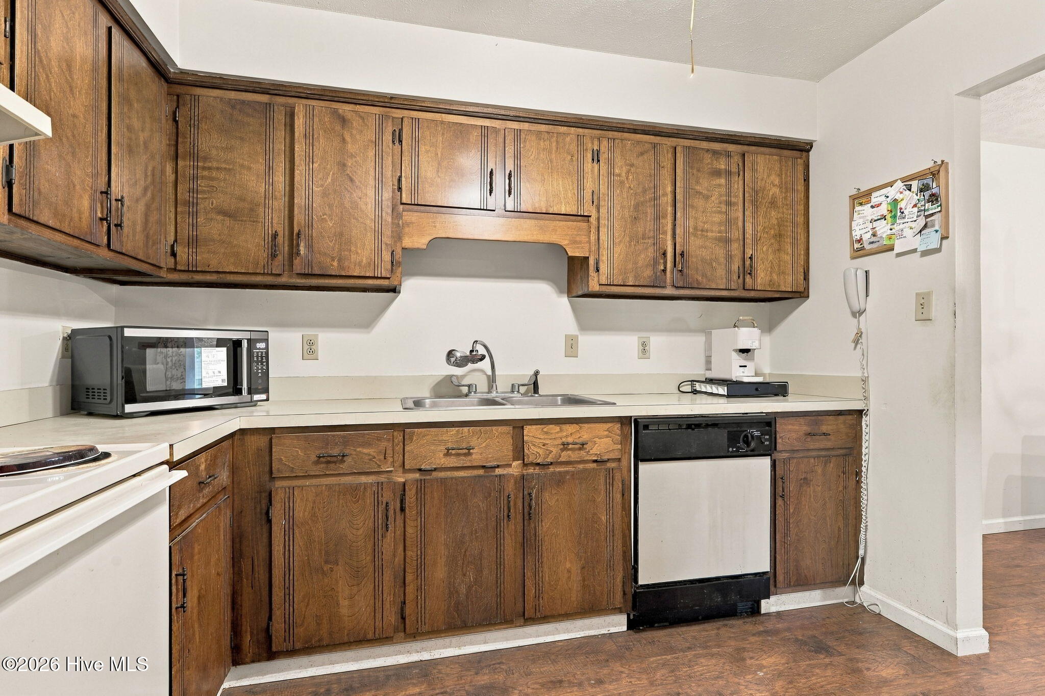 602 Farm Court Property Photo 7