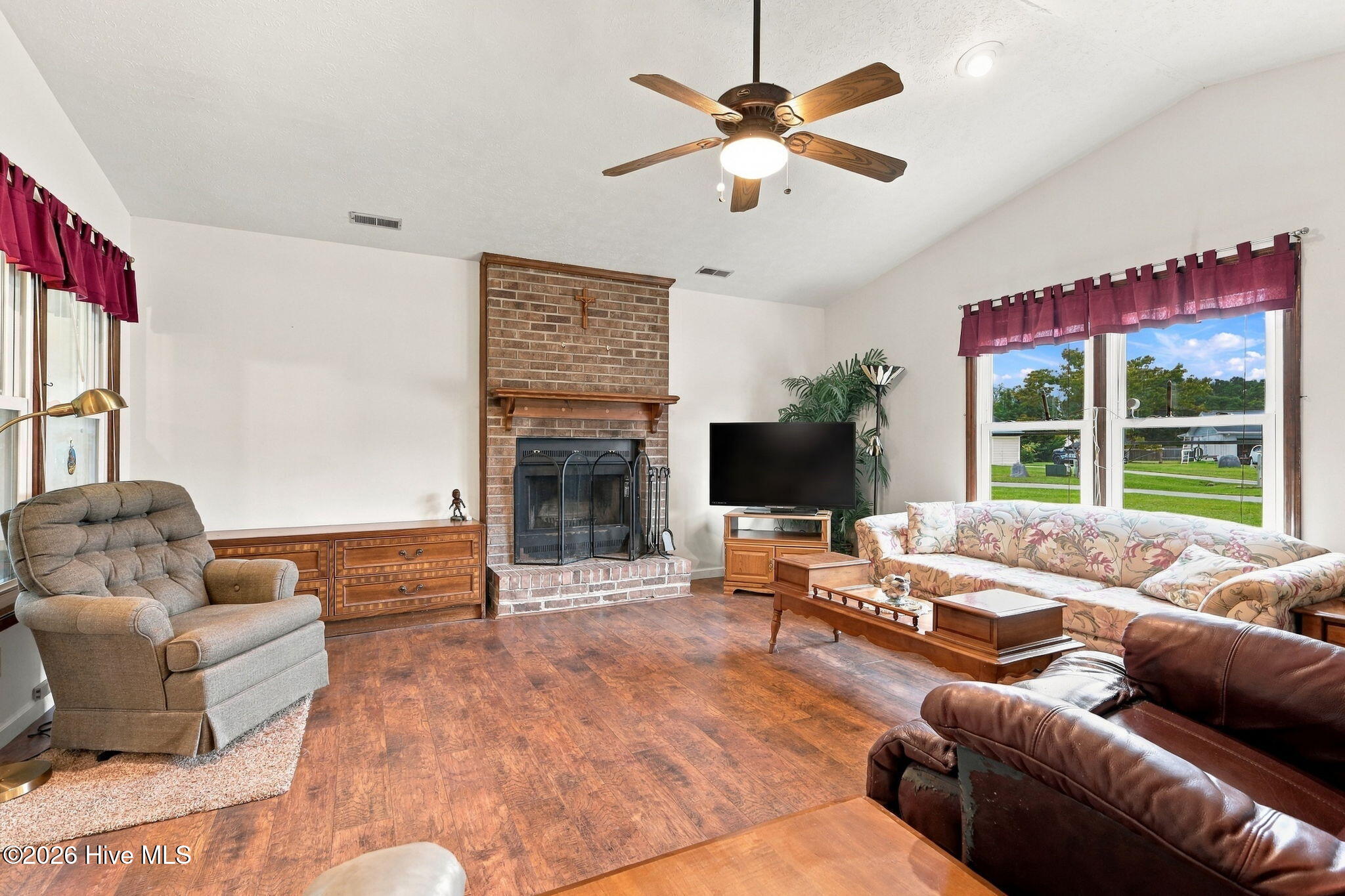 602 Farm Court Property Photo 12
