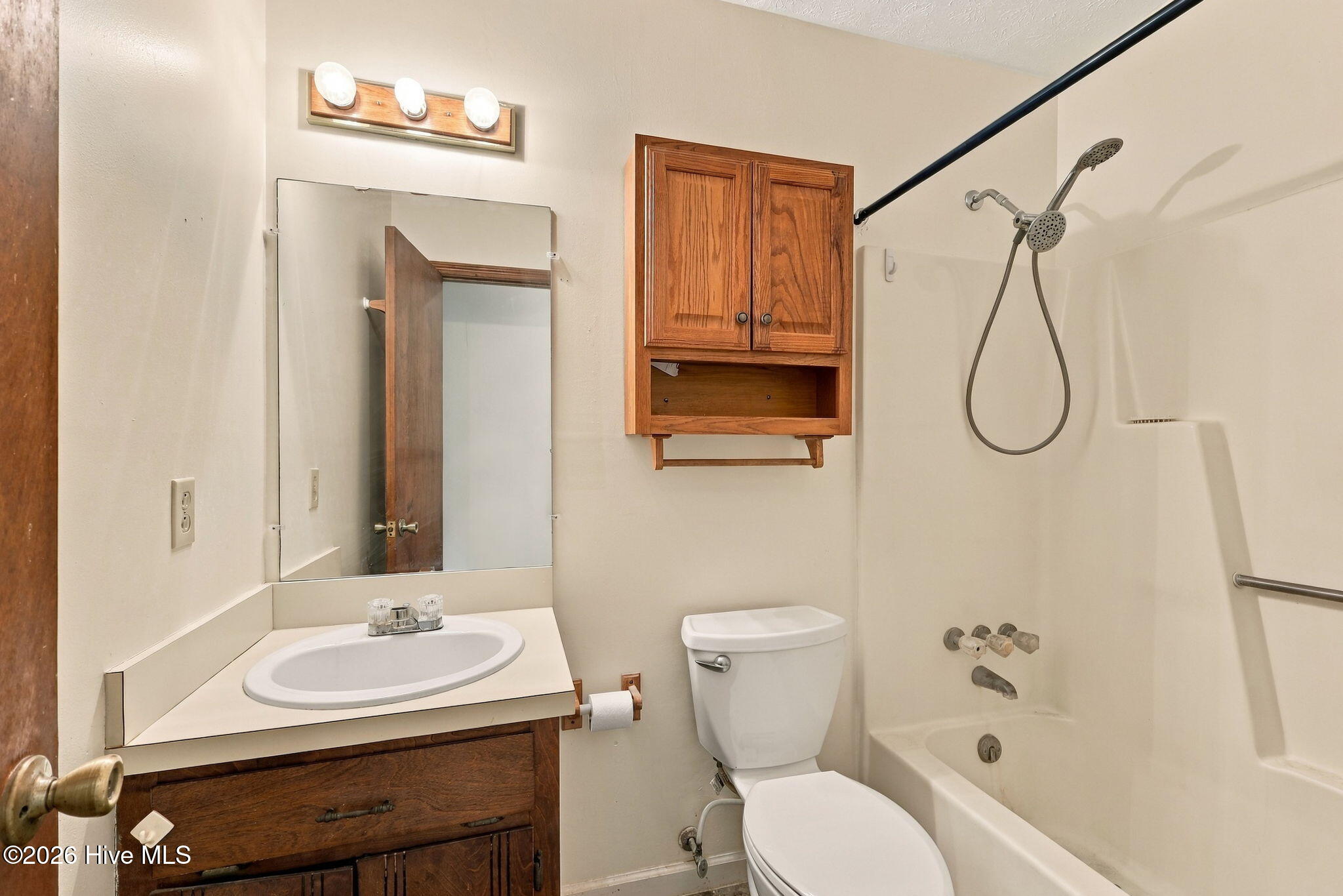 602 Farm Court Property Photo 30