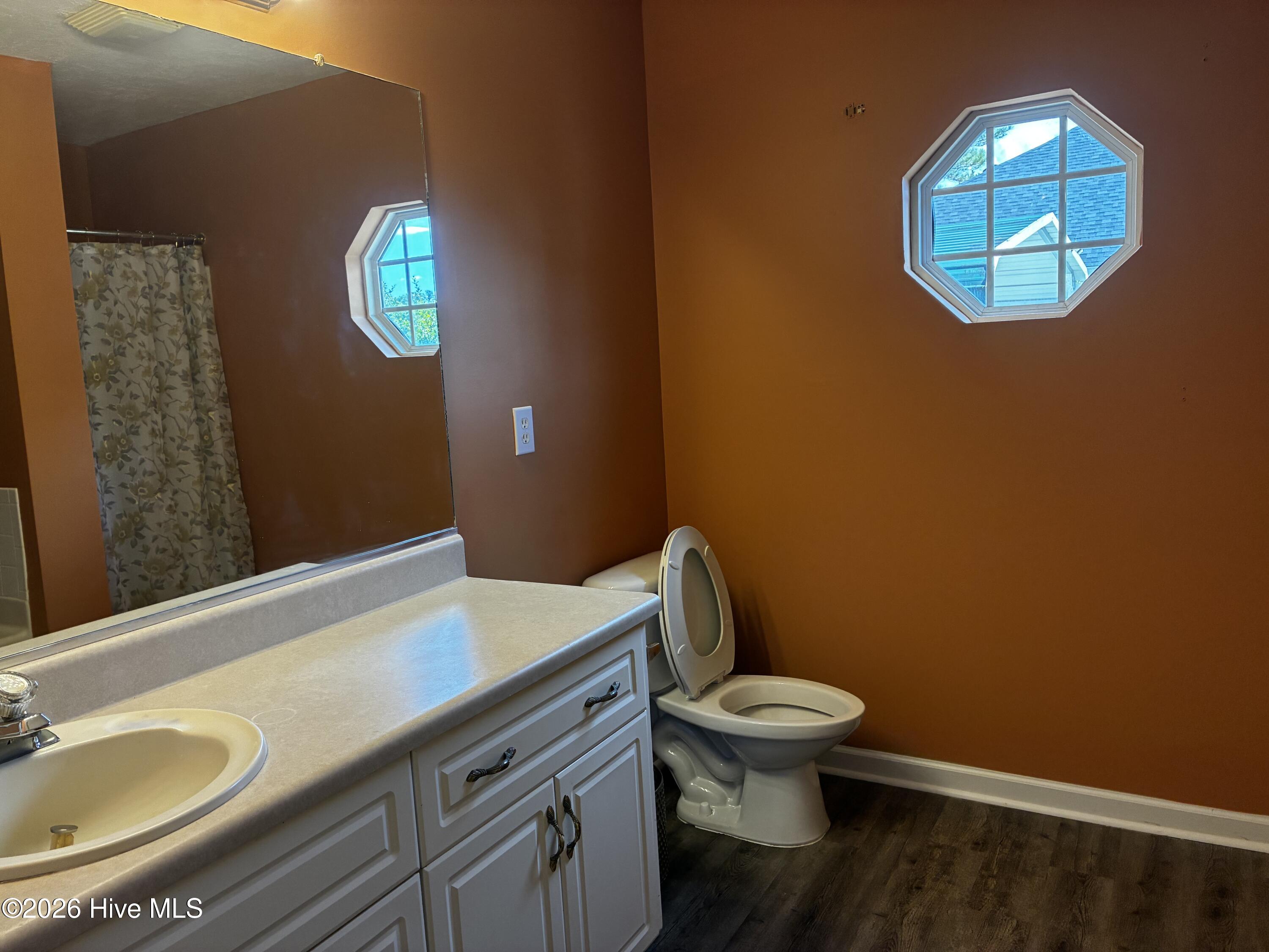 1412 Ne Huntly Circle Property Photo 9