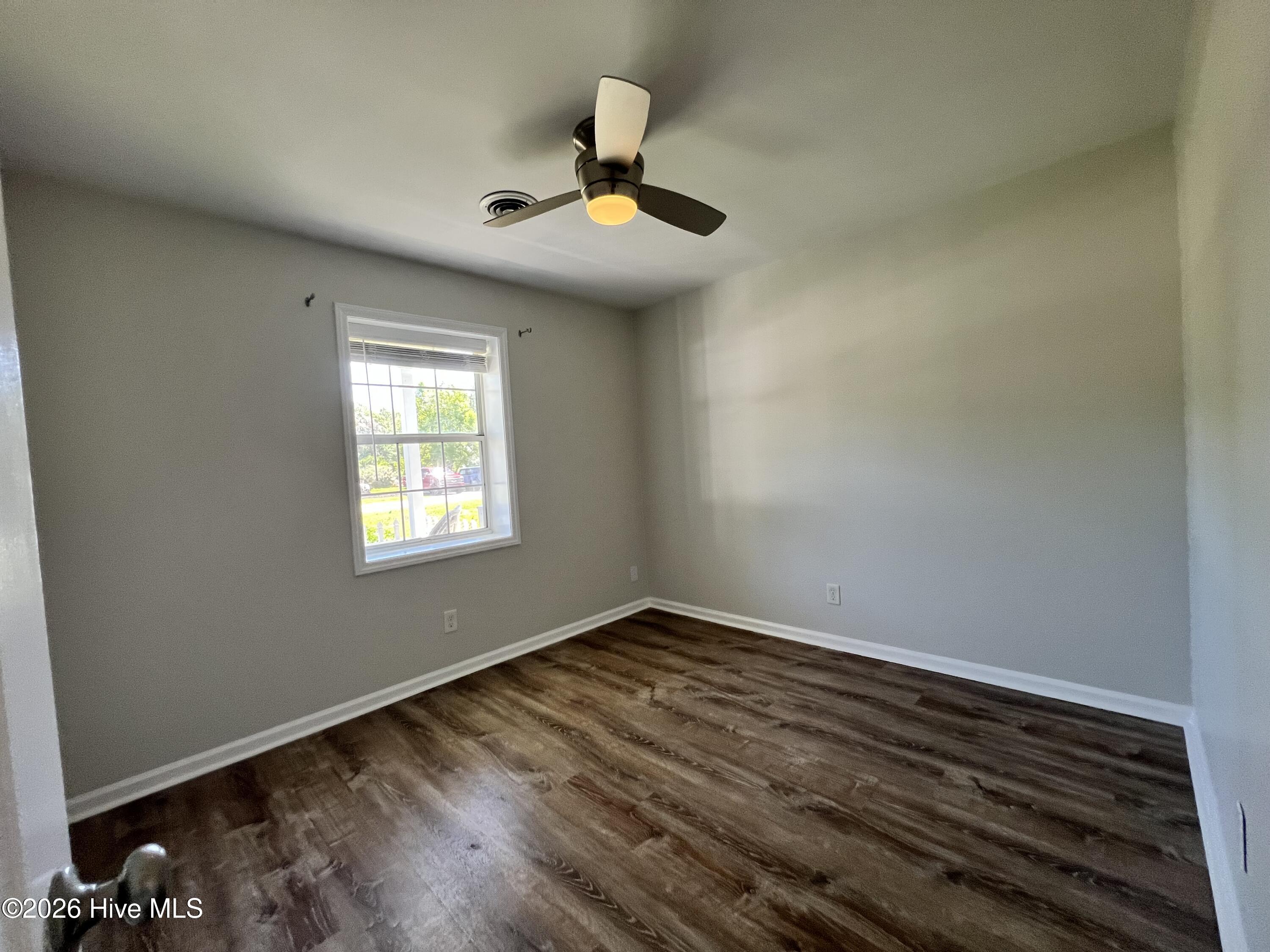 1093 Harbor Drive Sw Property Photo 8