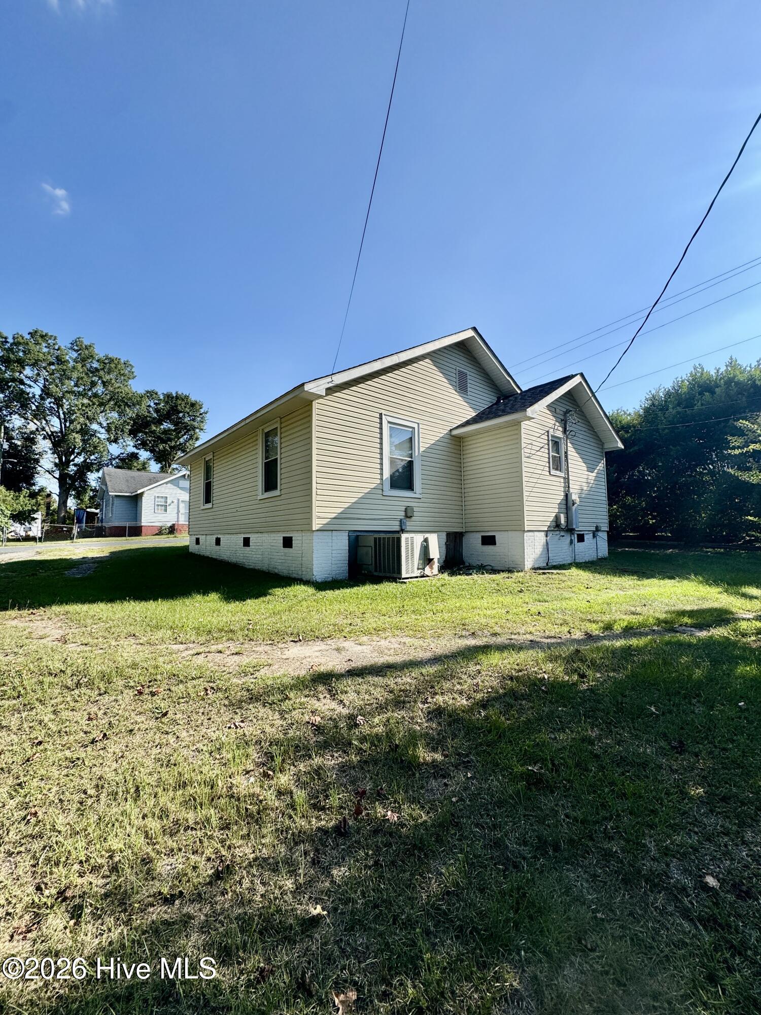 201 Aleo First Street Property Photo 16