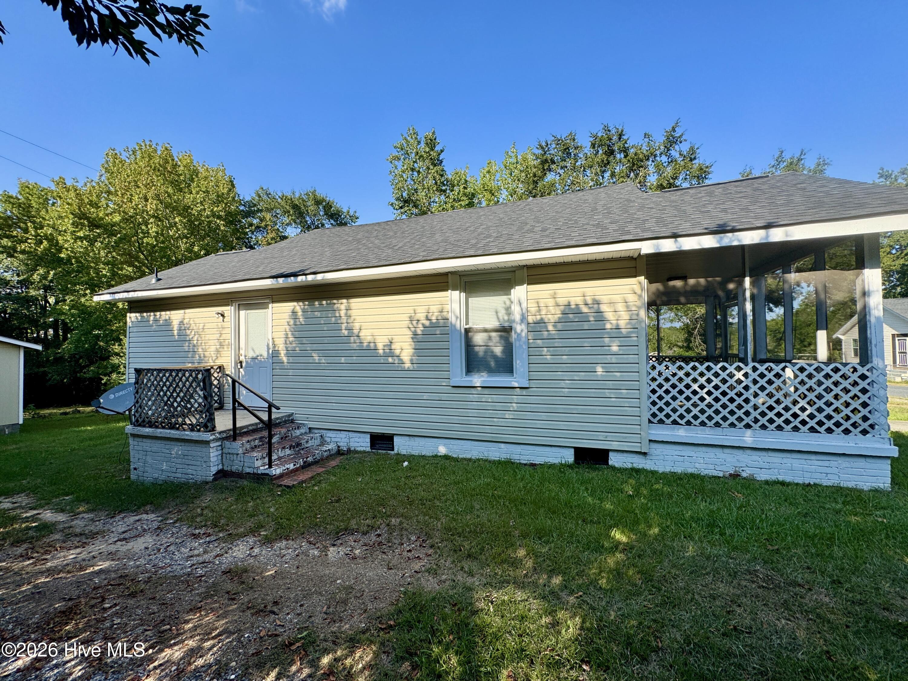 201 Aleo First Street Property Photo 17