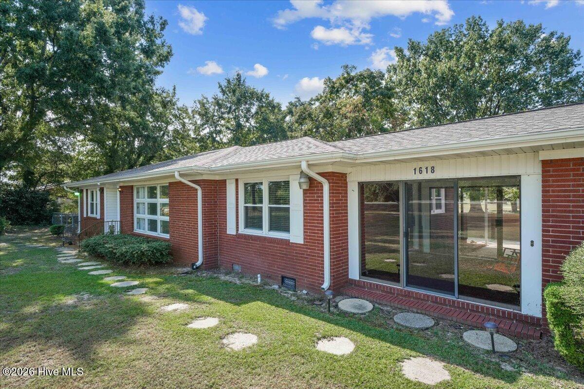 1618 W Us 70 Hwy W Property Photo 5