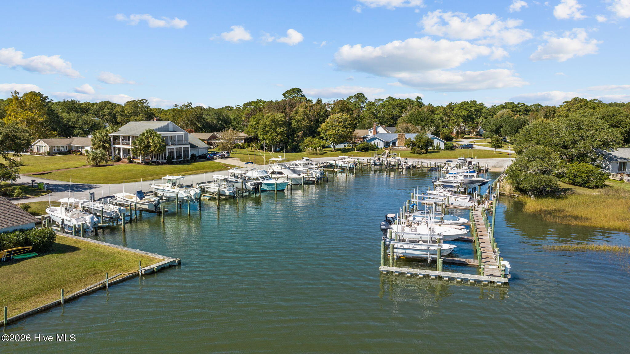 108 Gull Harbor Drive Property Photo 5