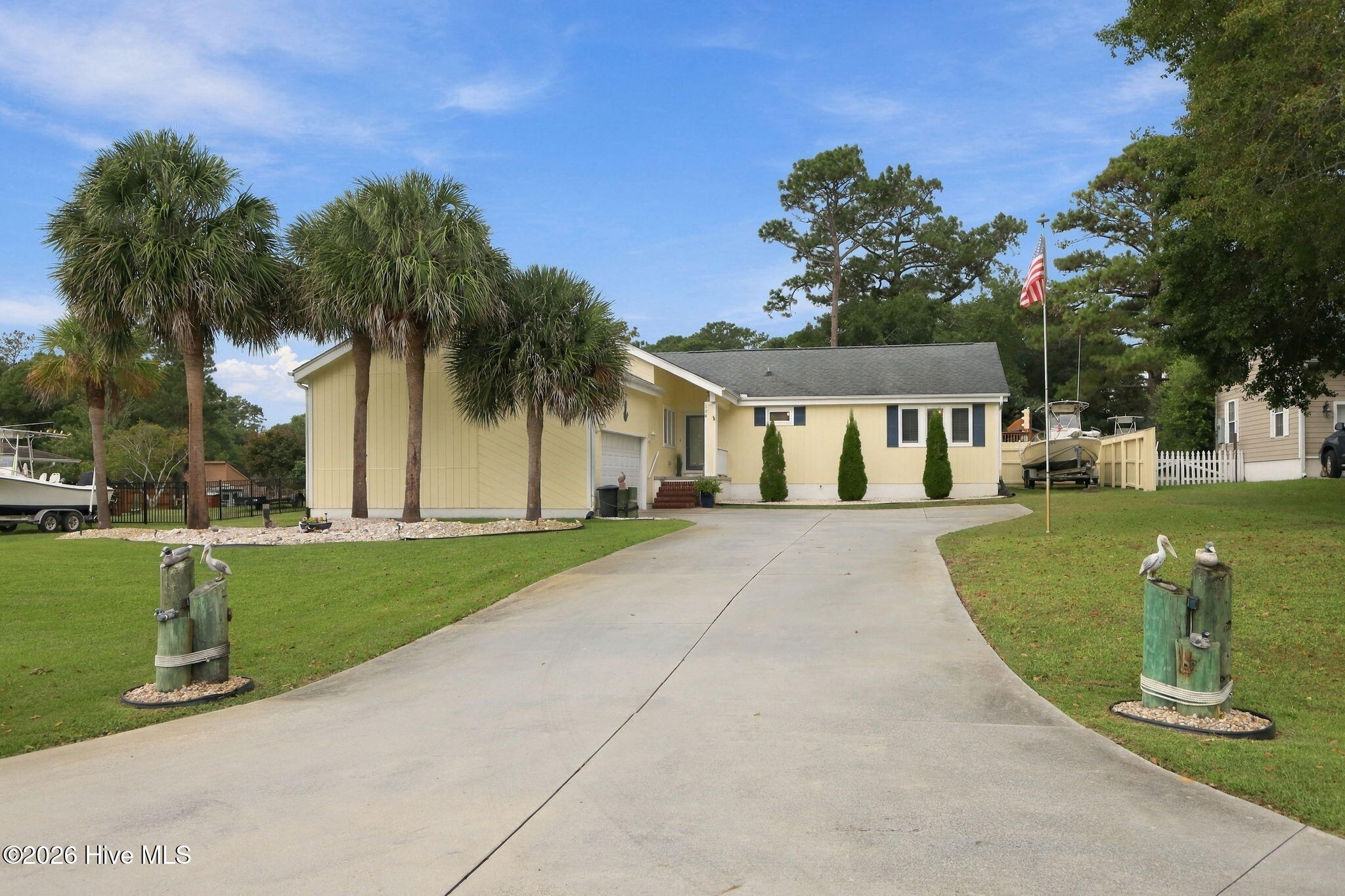108 Gull Harbor Drive Property Photo 9