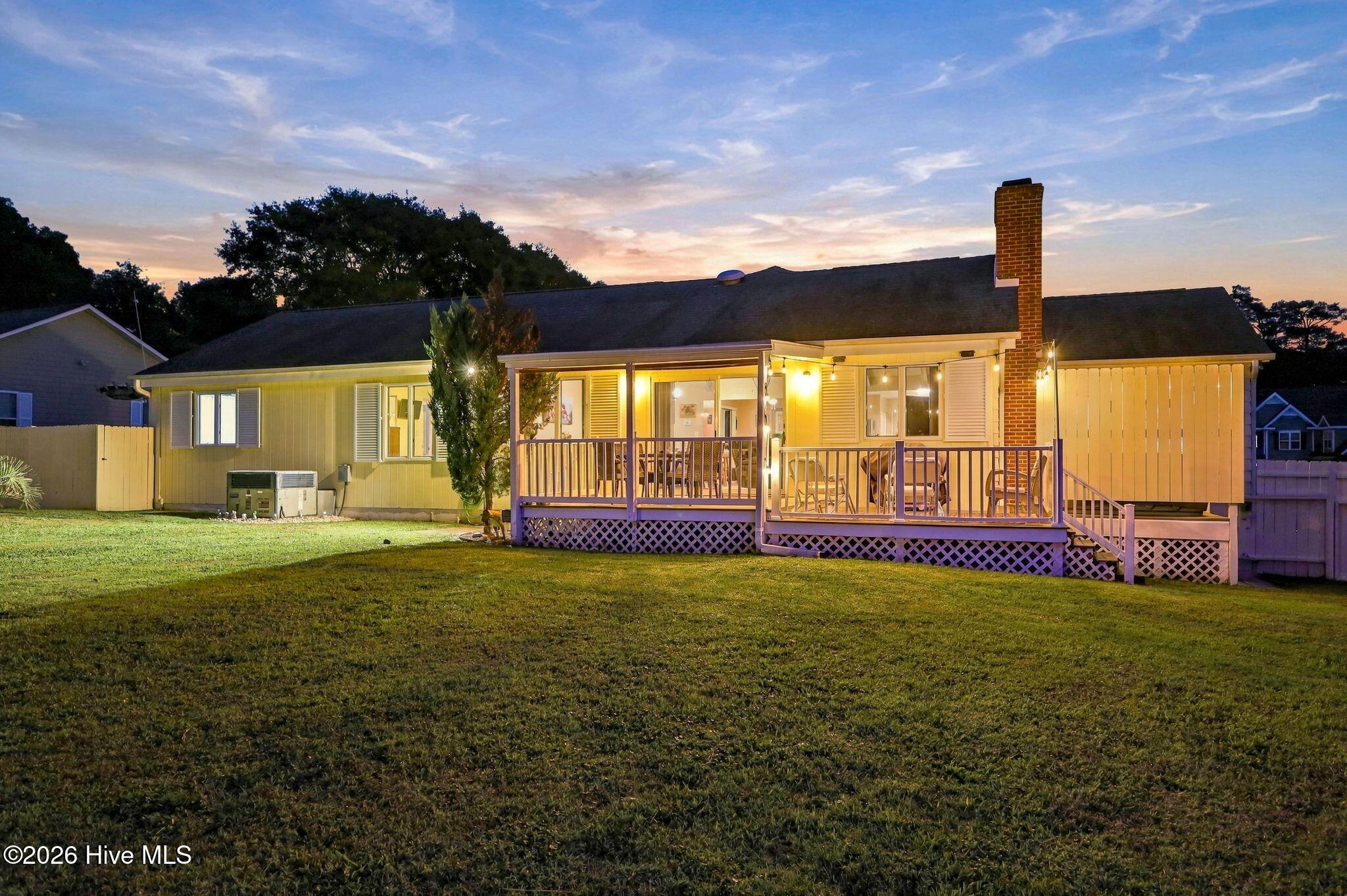 108 Gull Harbor Drive Property Photo 13