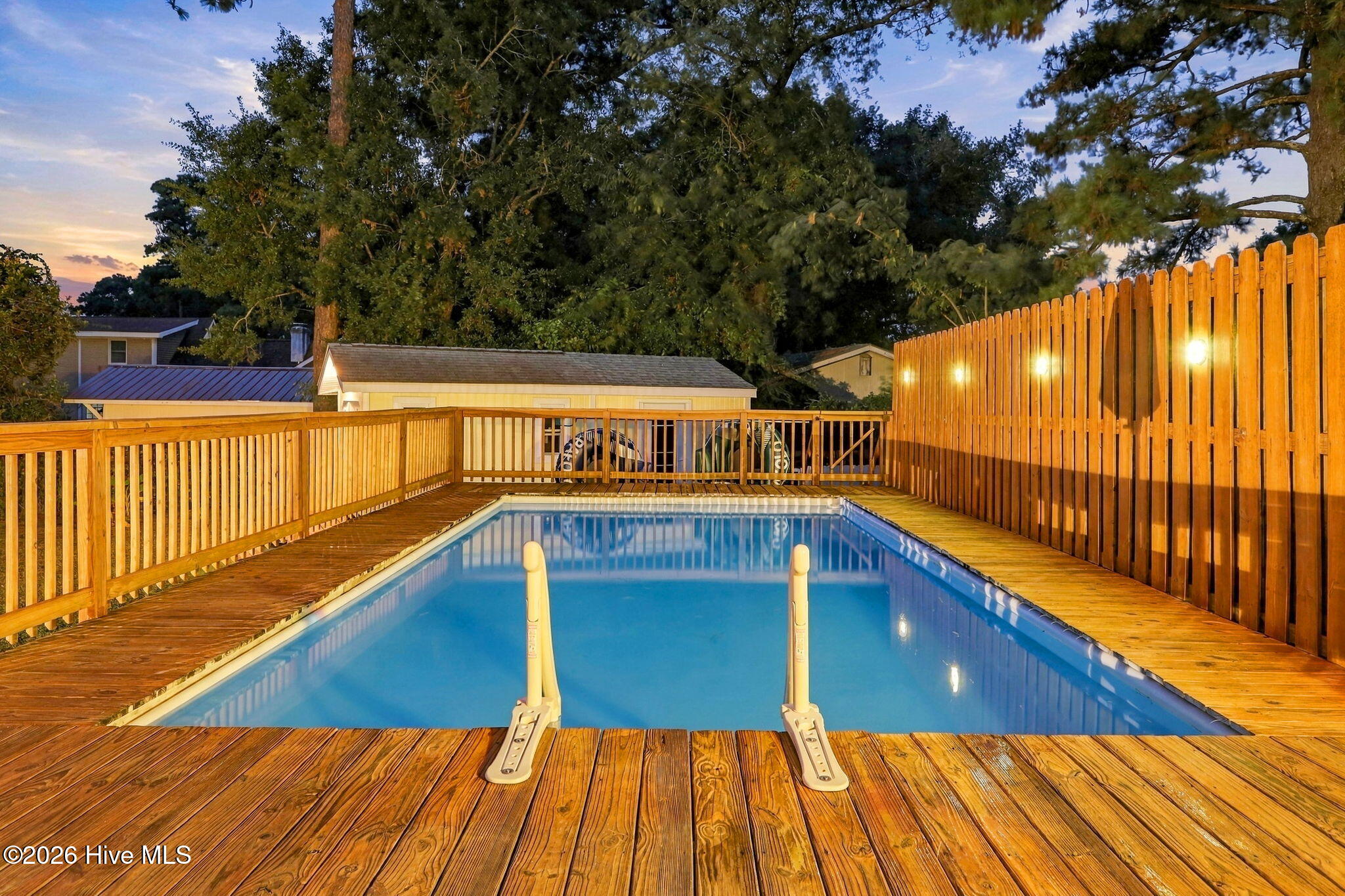 108 Gull Harbor Drive Property Photo 15