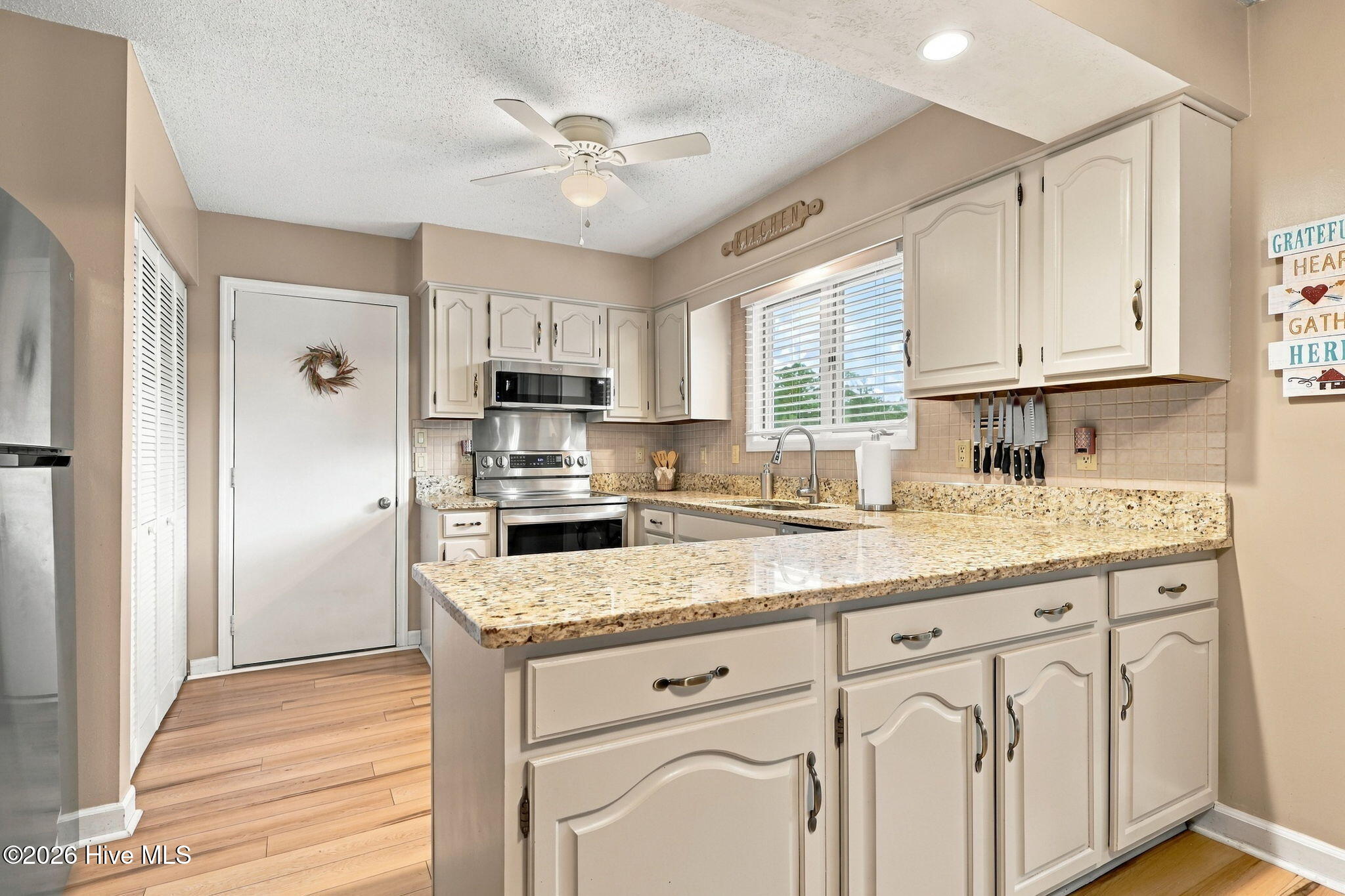 108 Gull Harbor Drive Property Photo 20