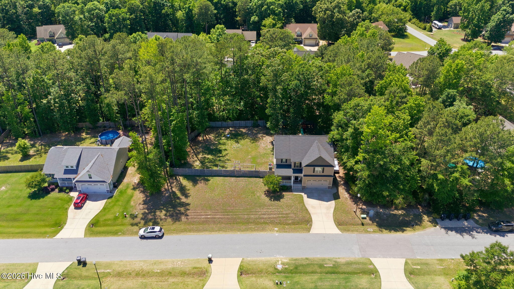 180 Long Grass Drive Property Photo 2