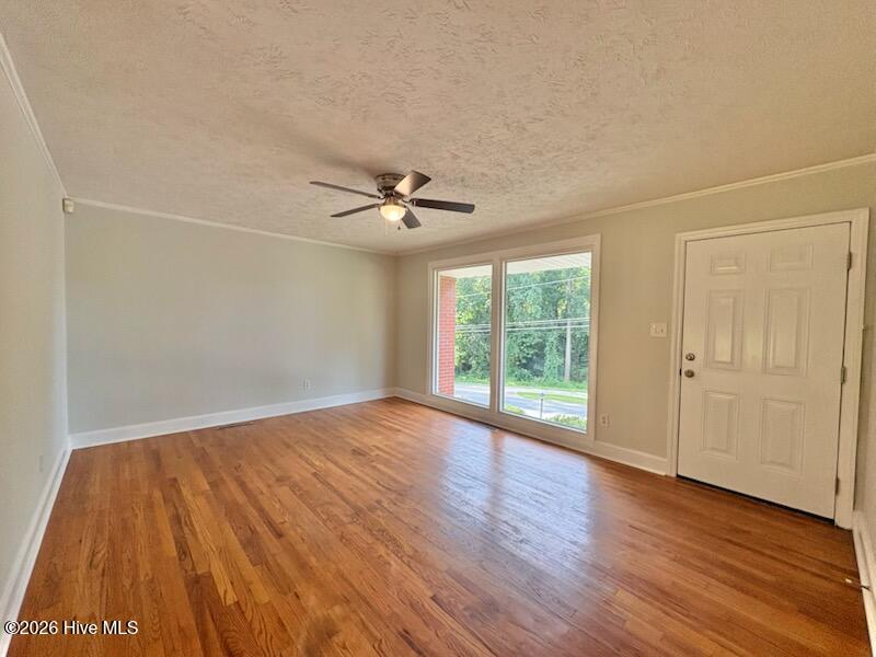 1916 Rogers Drive Property Photo 4