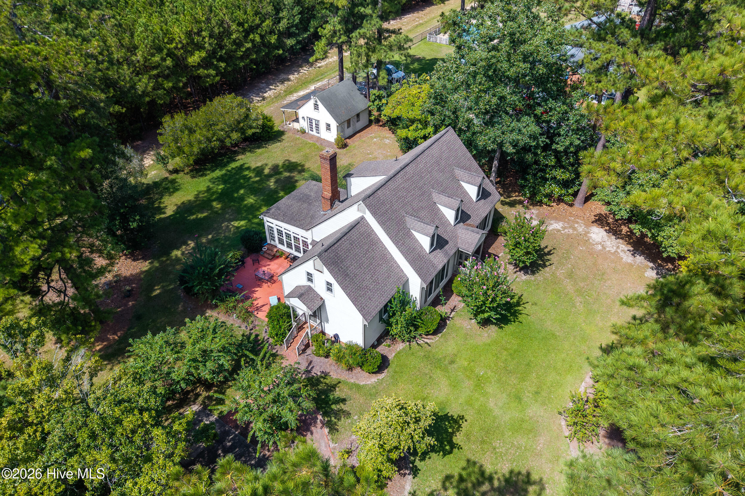 1600 Colony Drive Property Photo 5