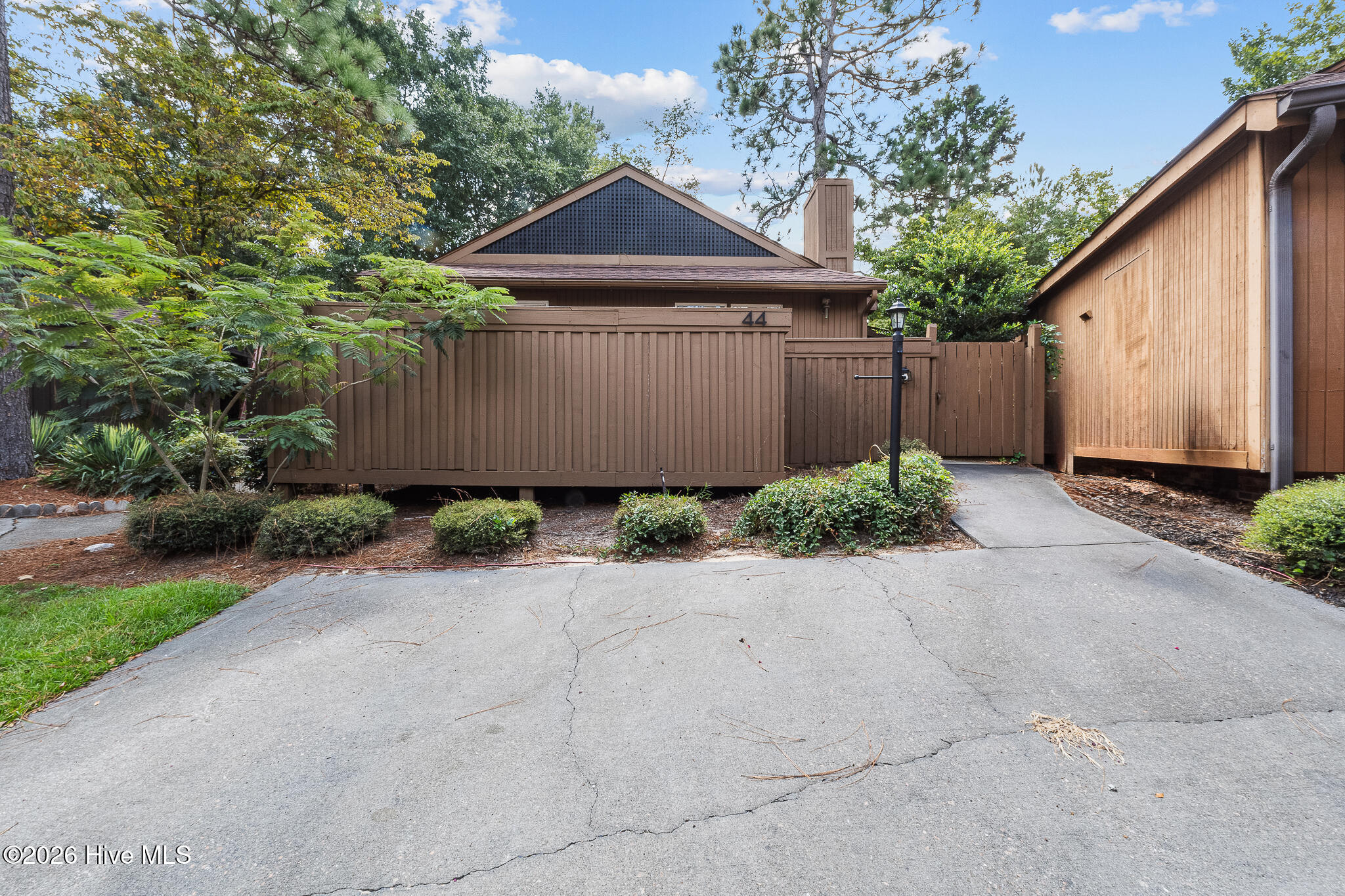 44 Bluff Pointe Way Property Photo 1