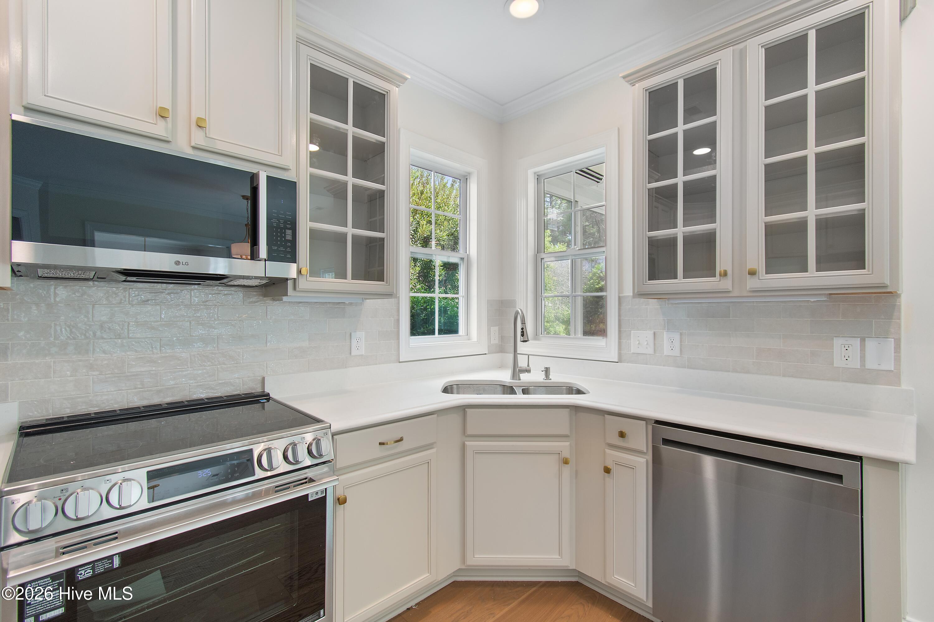 2776 Parkridge Drive Property Photo 13