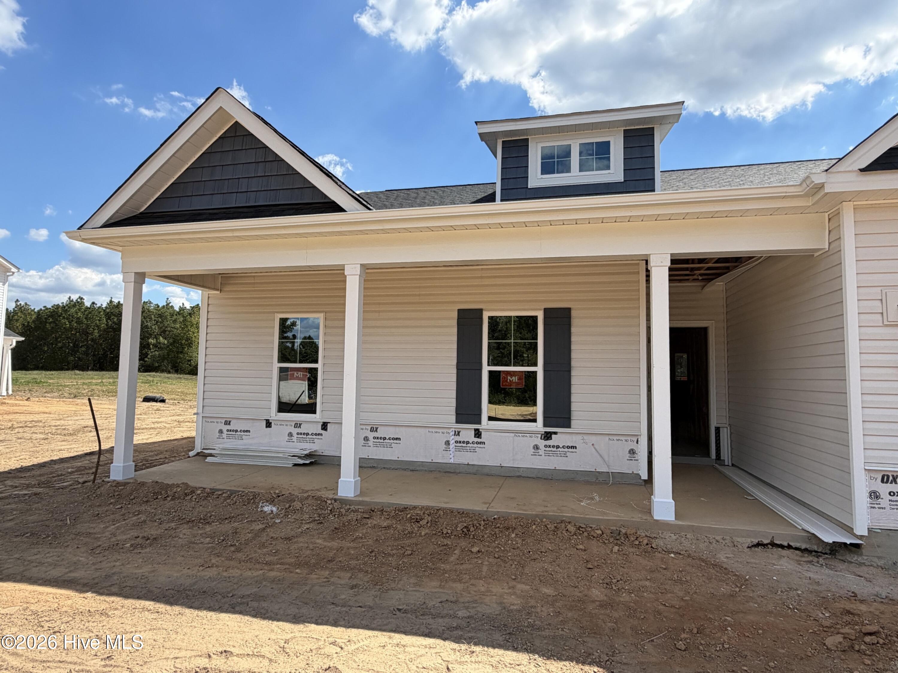 431 Thorntons Creek Drive Property Photo 4