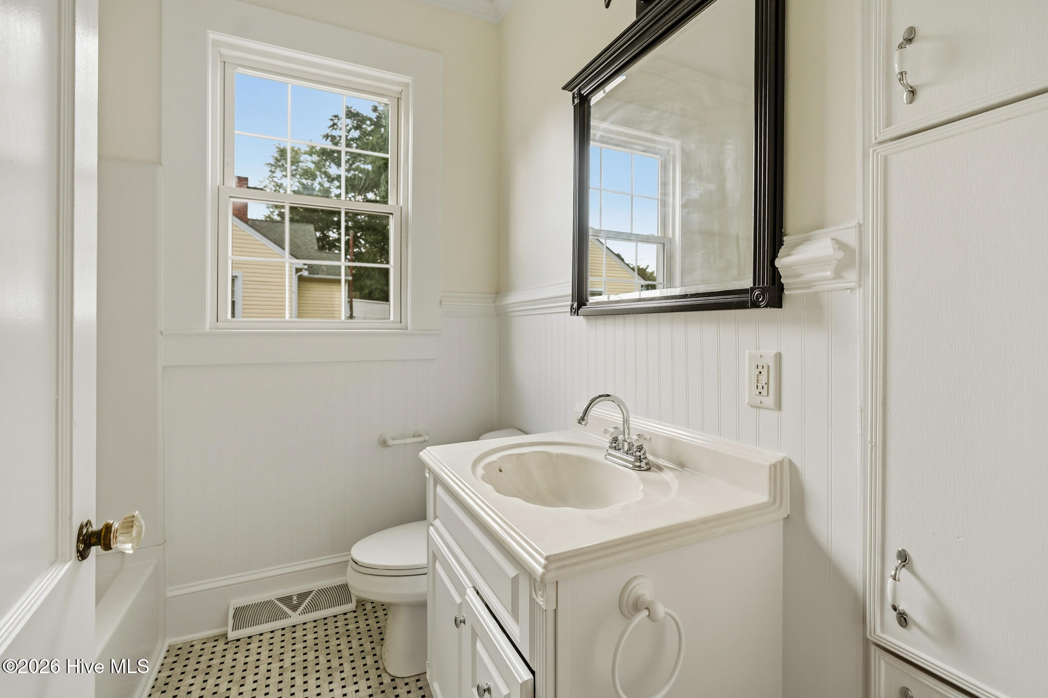 1118 Ann Street Property Photo 22