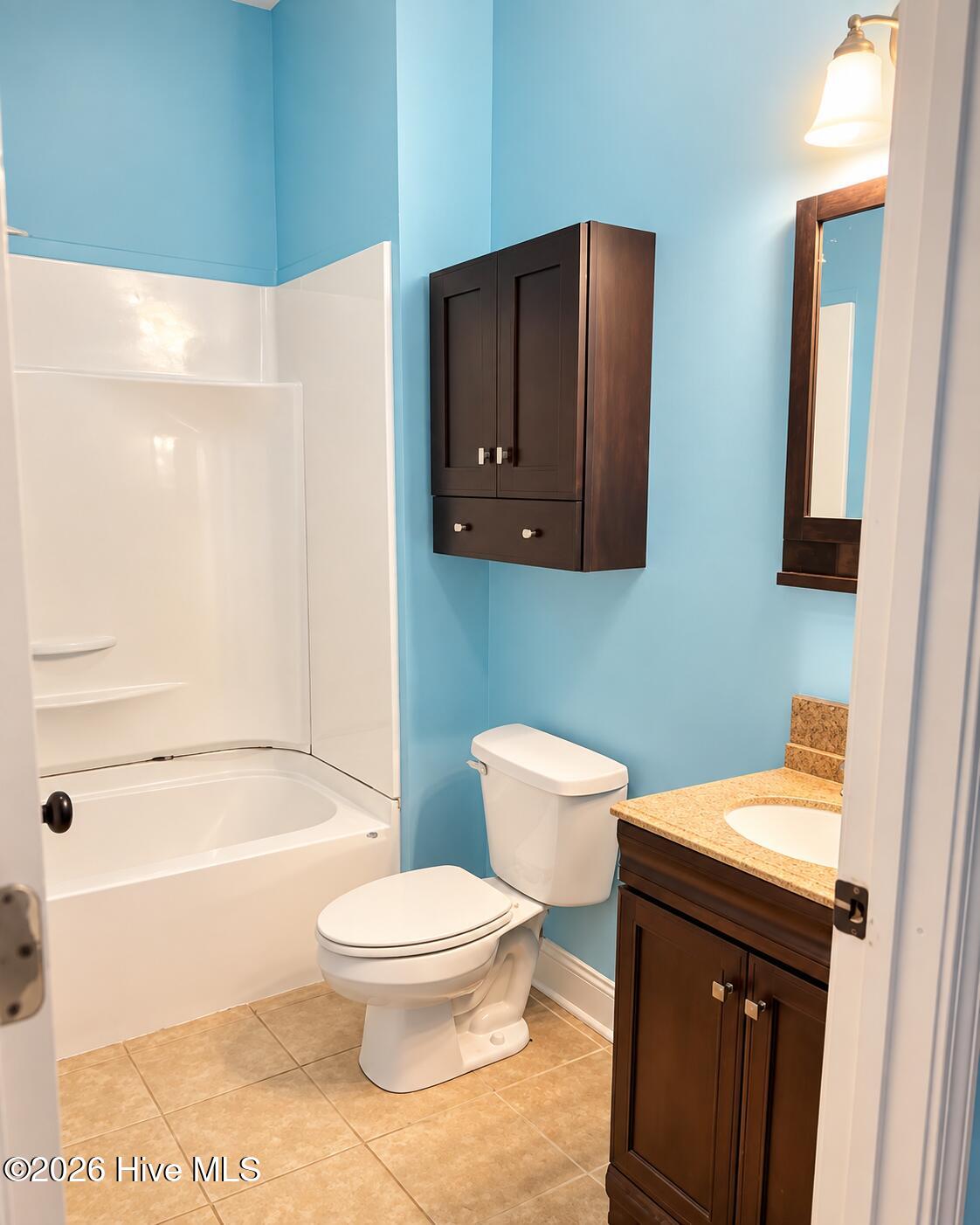 1108 W 4th Street A Property Photo 7