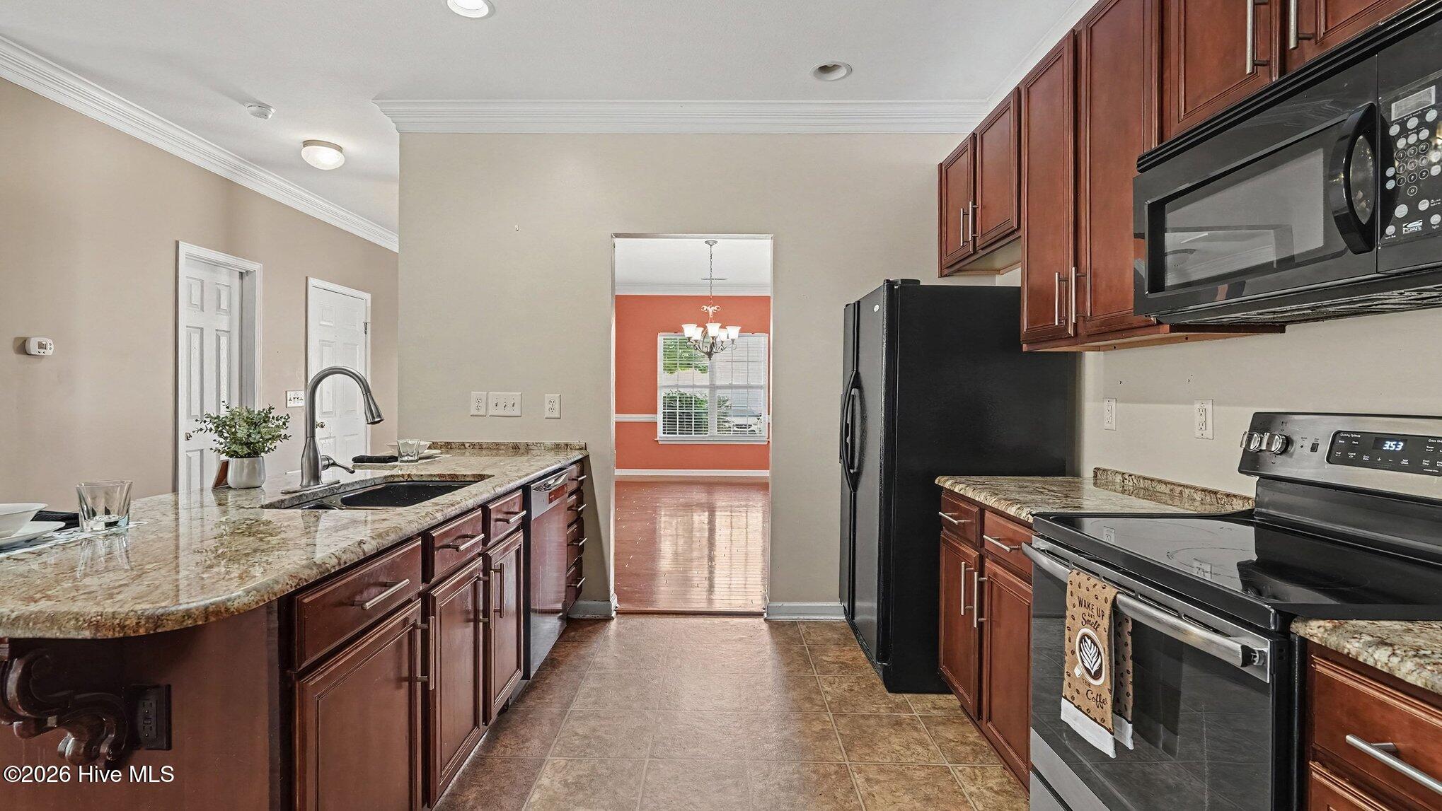 5900 Pine Branch Drive Property Photo 5