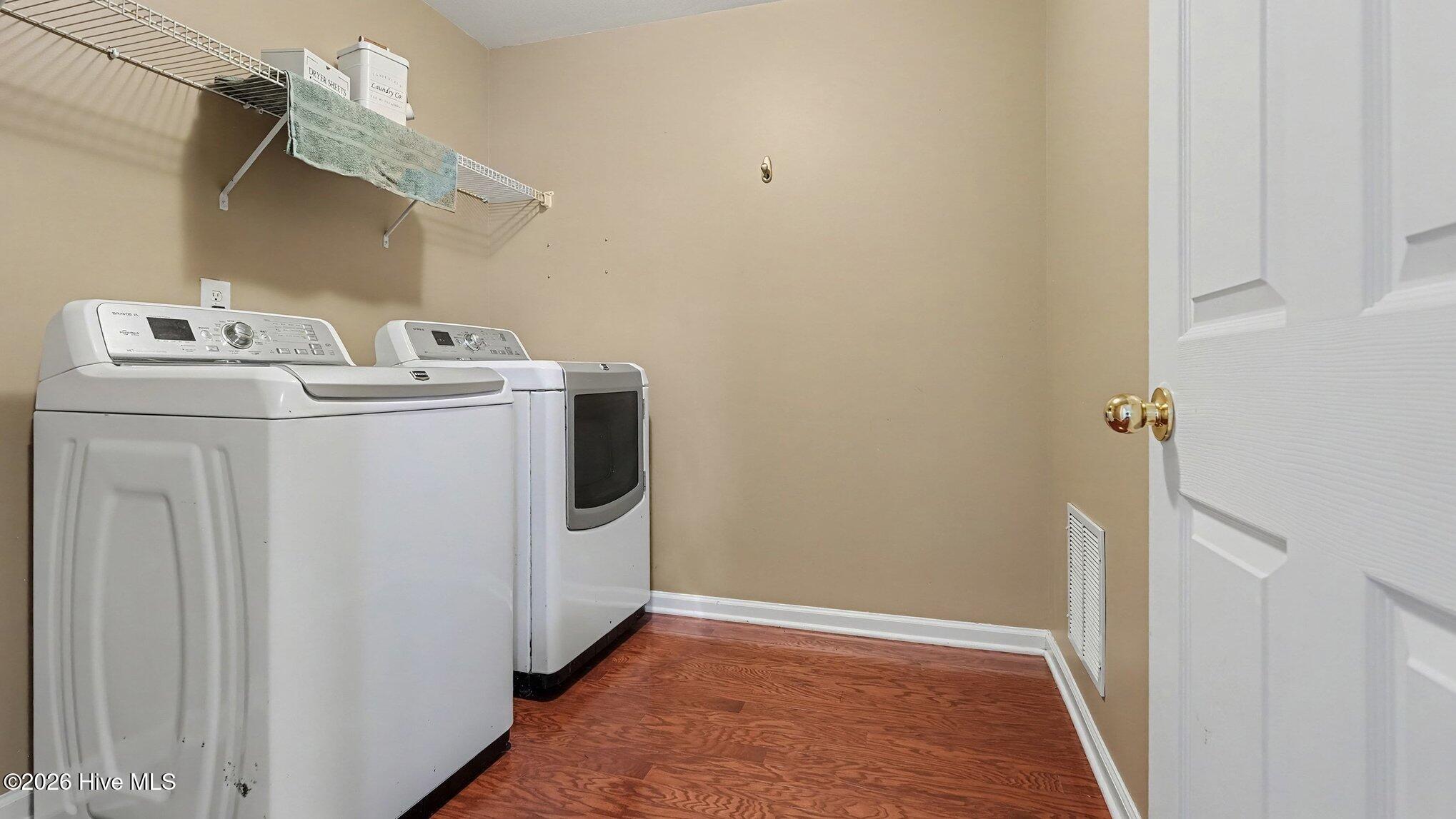 5900 Pine Branch Drive Property Photo 23